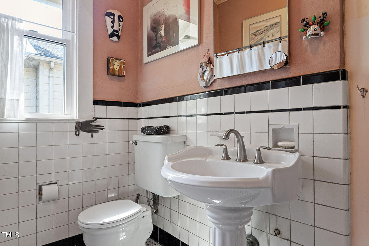 1104 N Gregson Street