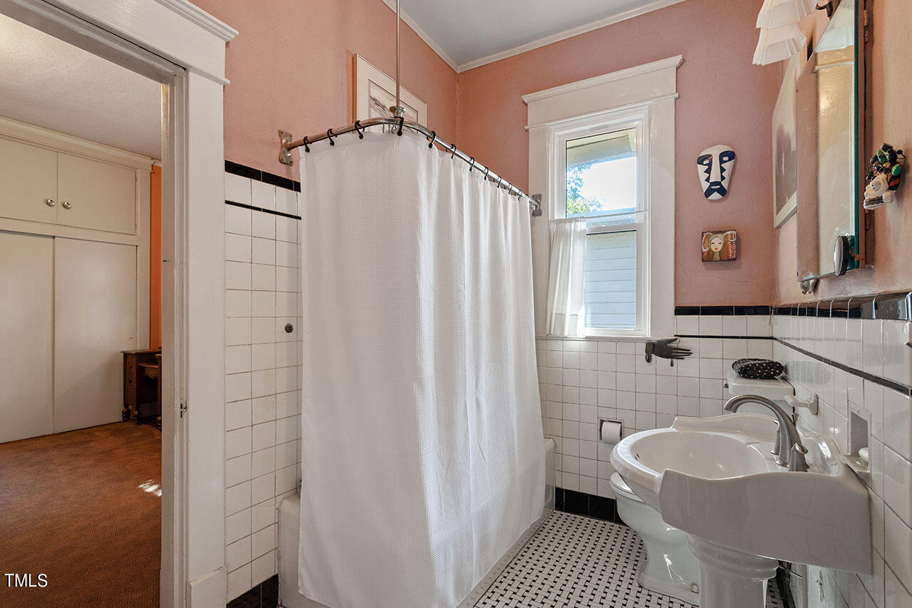 1104 N Gregson Street