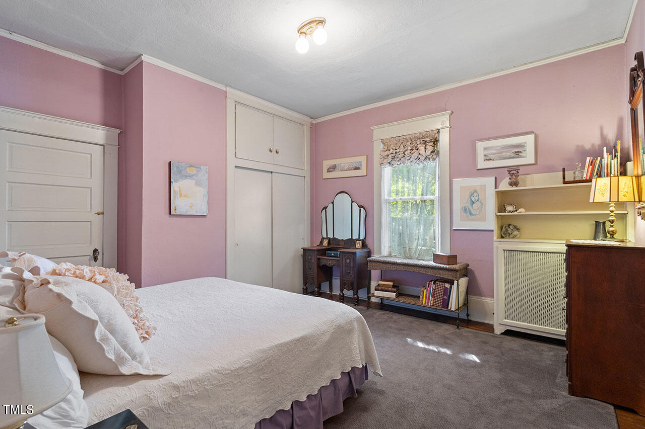 1104 N Gregson Street