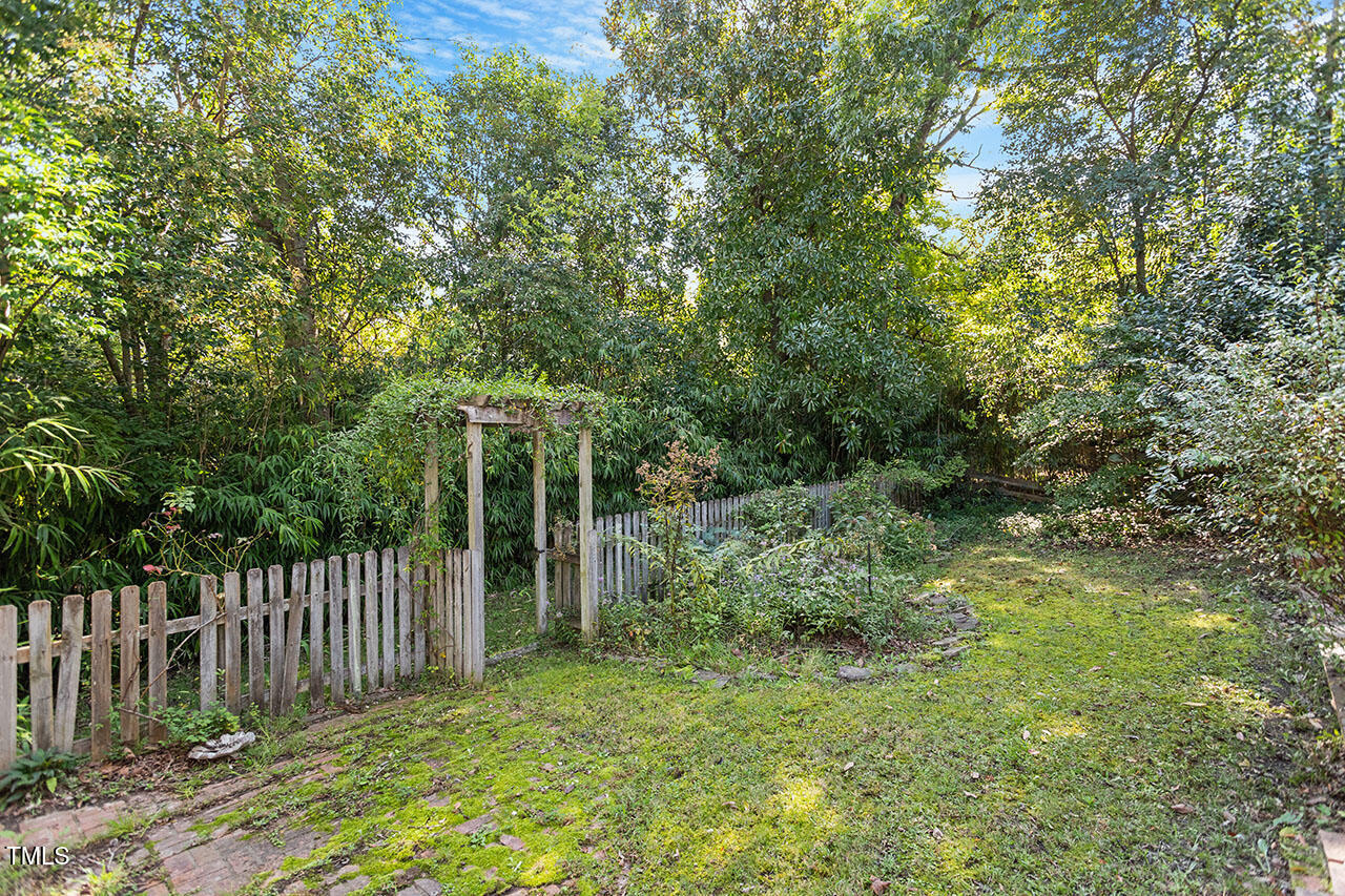 1104 N Gregson Street