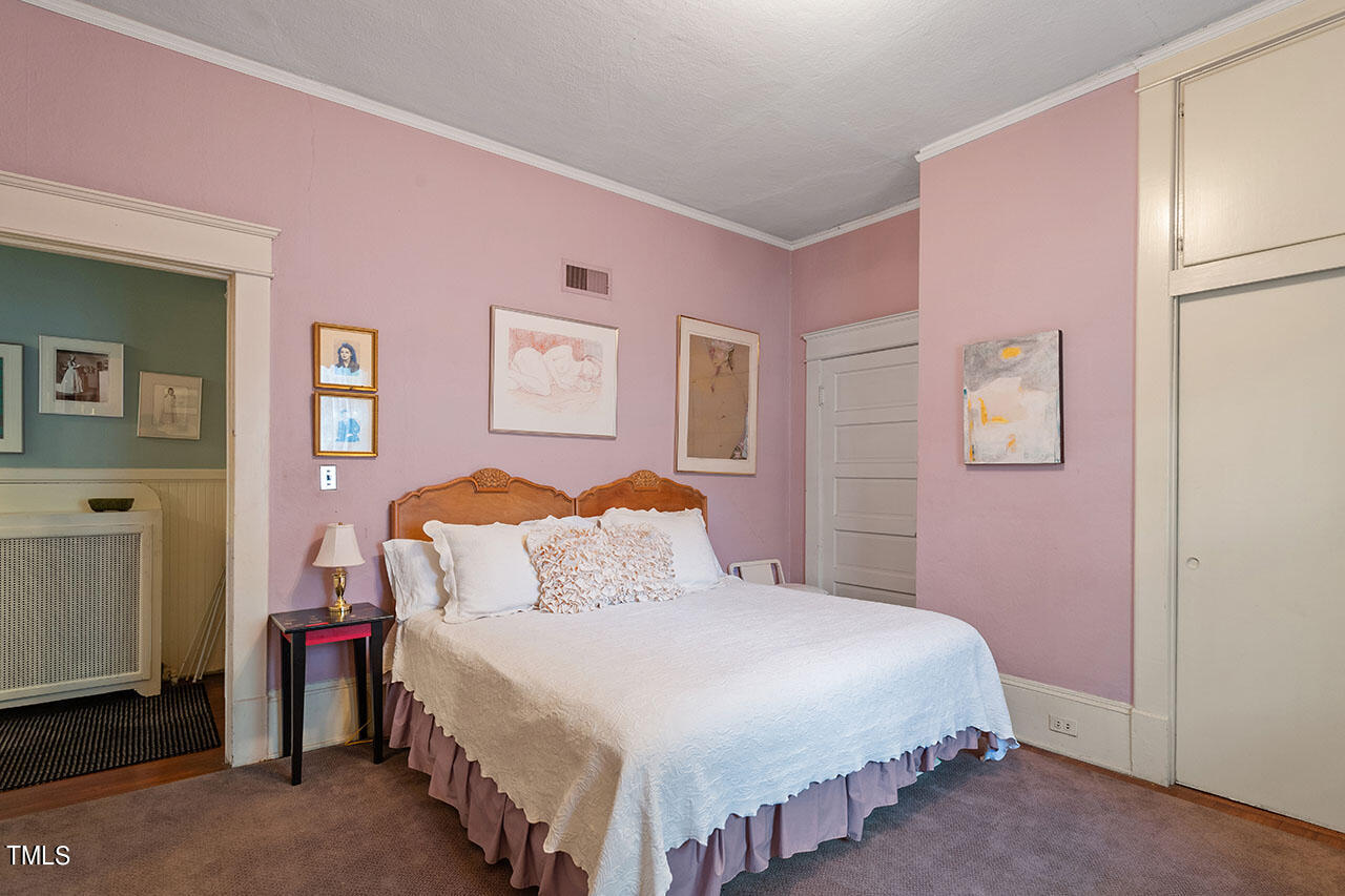 1104 N Gregson Street