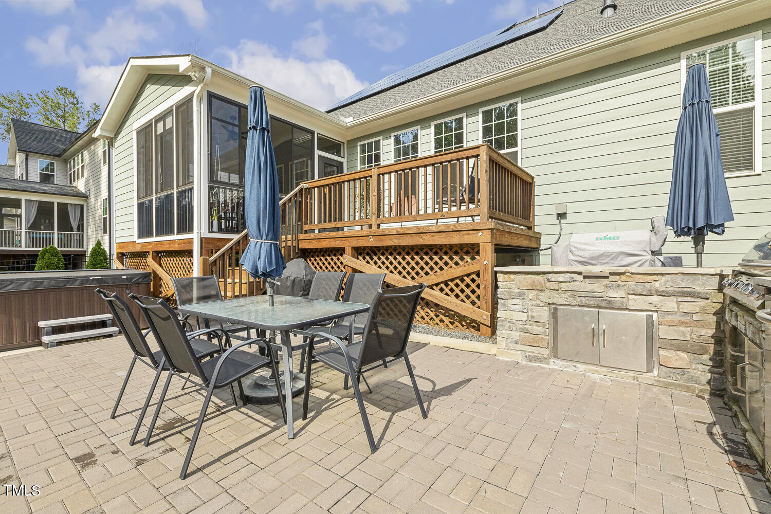 5023 Blendon Trail