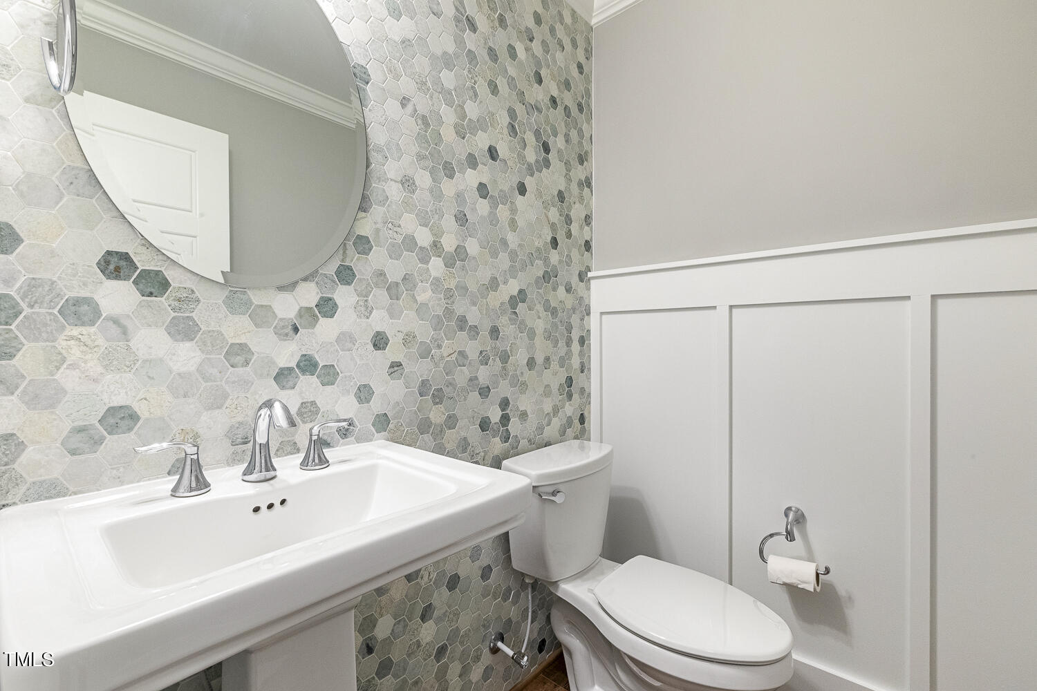 5023 Blendon Trail