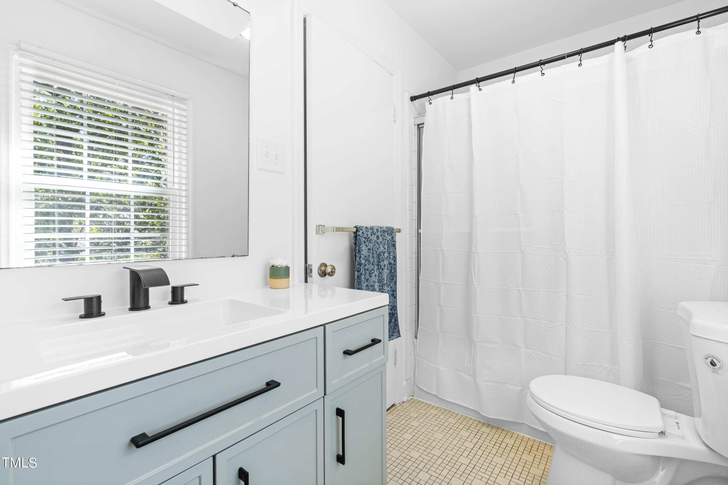 3912 Swarthmore Road