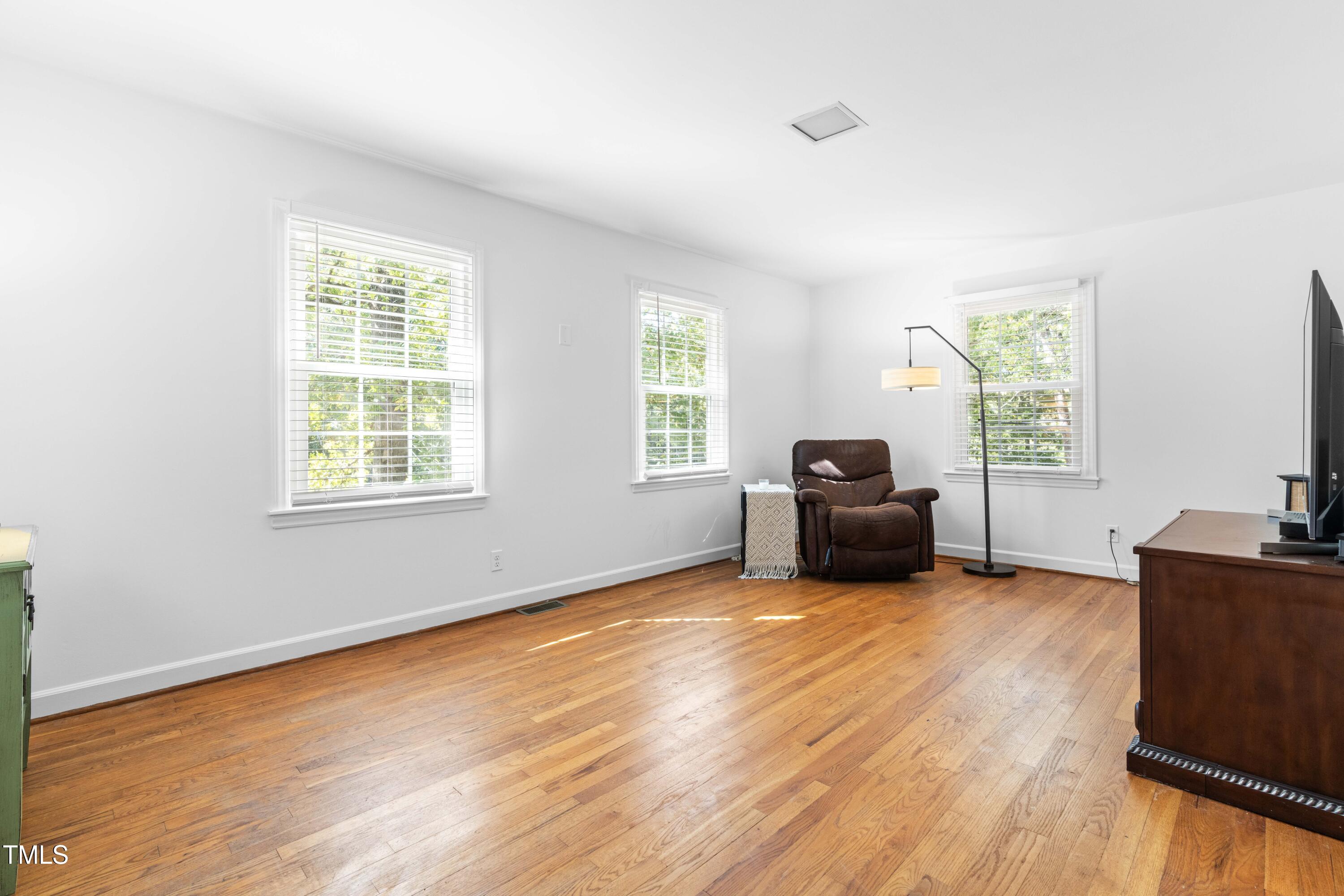 3912 Swarthmore Road