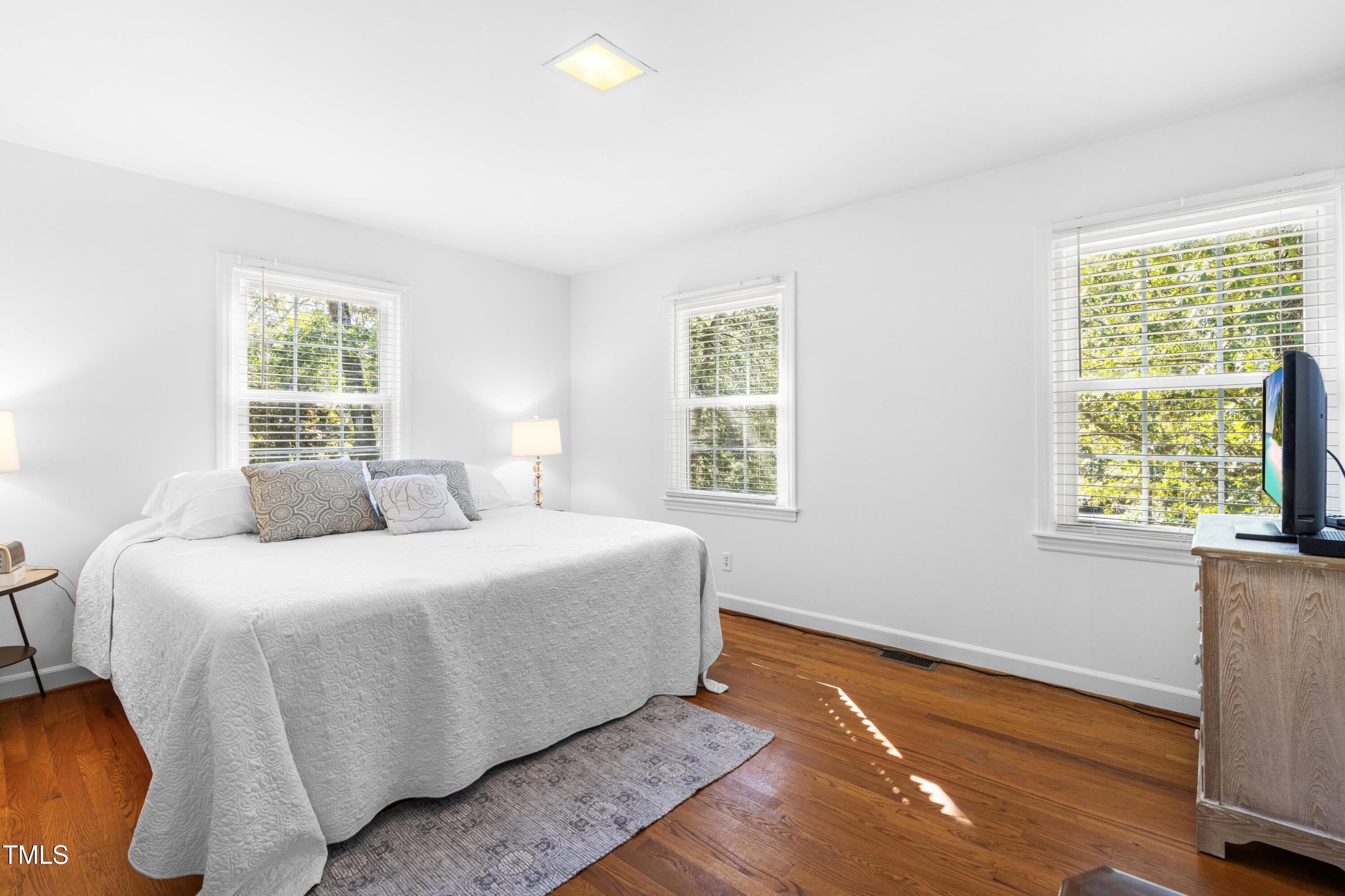 3912 Swarthmore Road