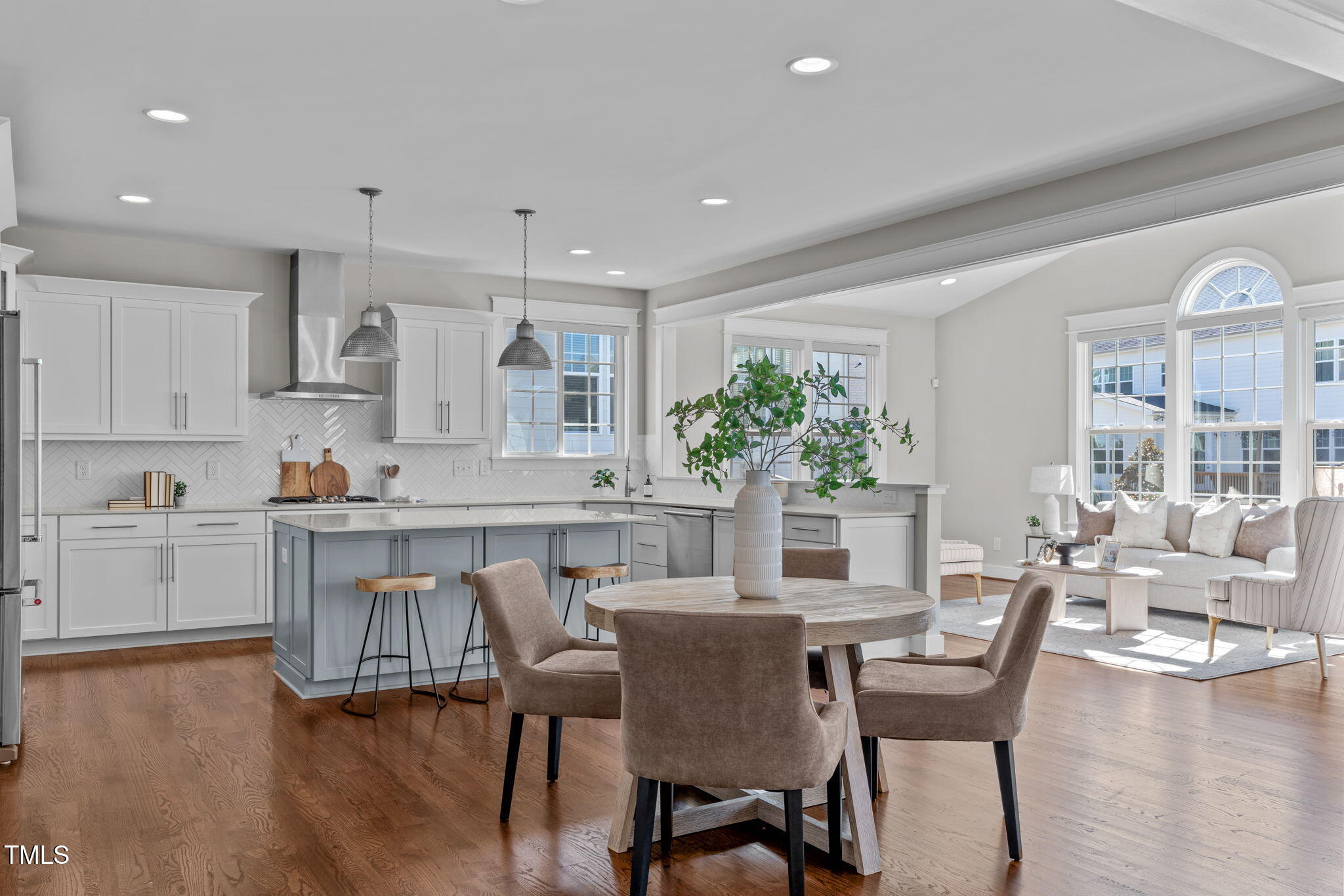 1101 Crested Jay Drive