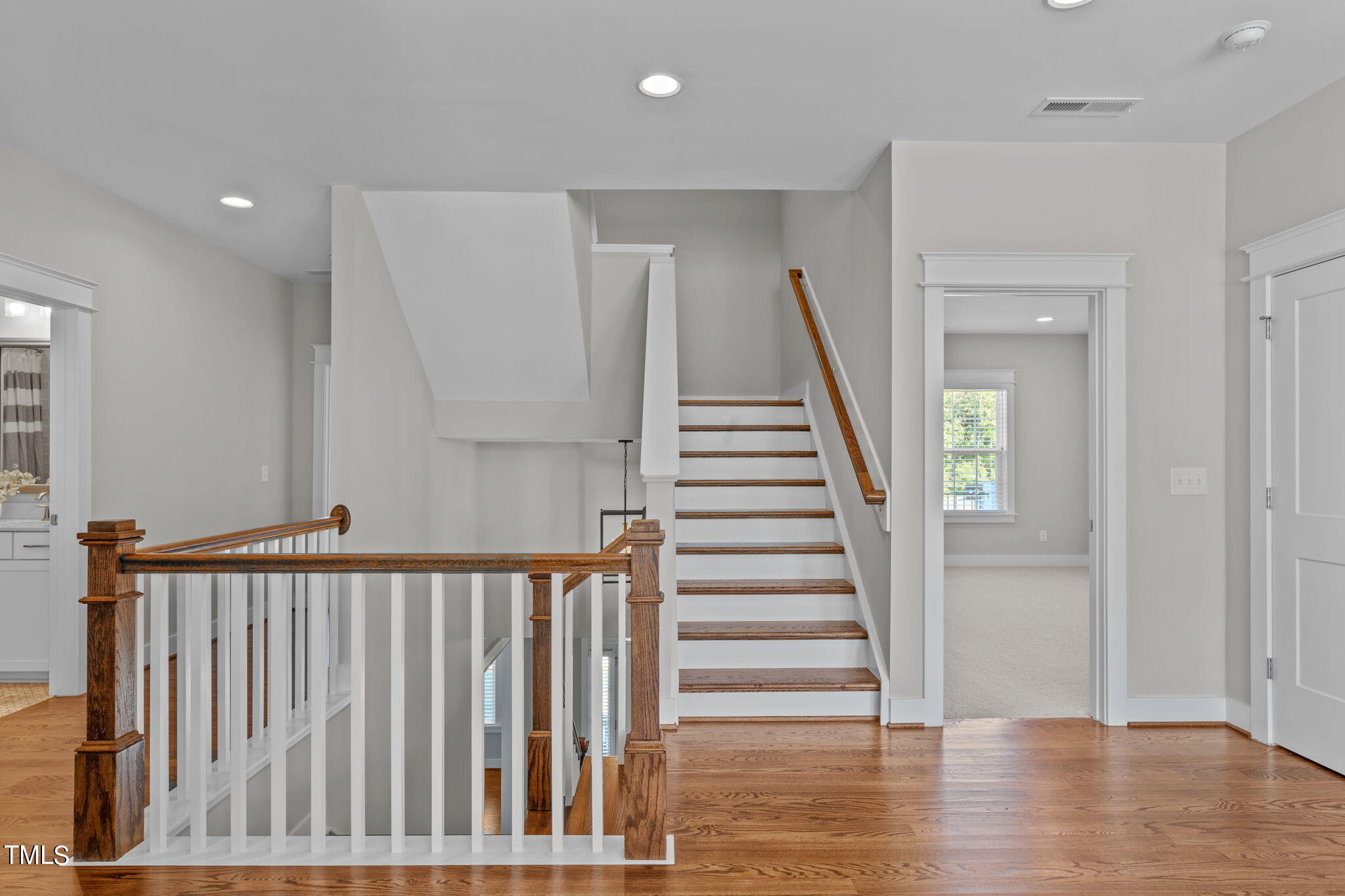 1101 Crested Jay Drive