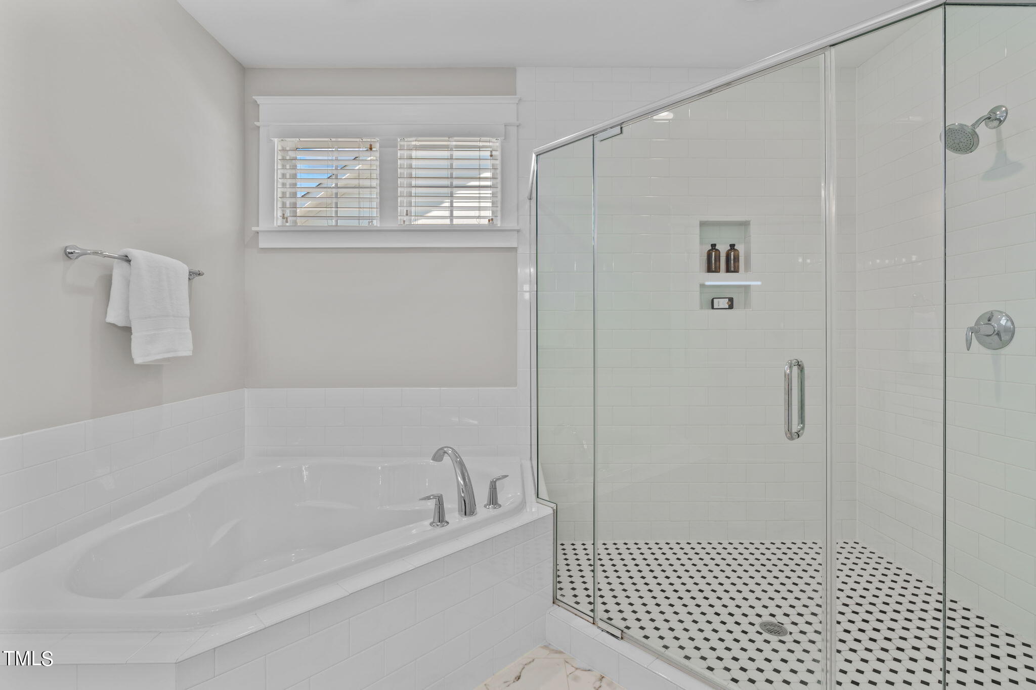 1101 Crested Jay Drive