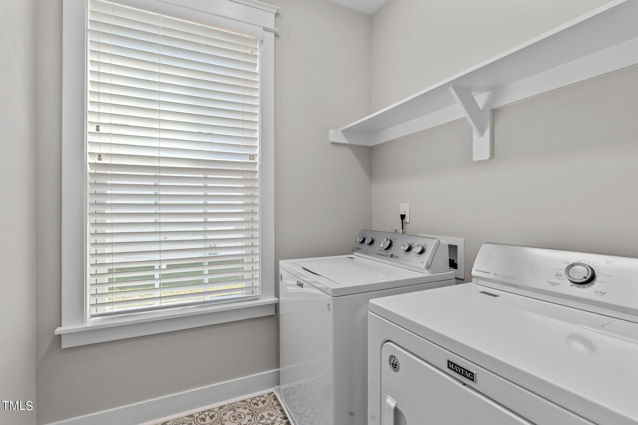 1101 Crested Jay Drive