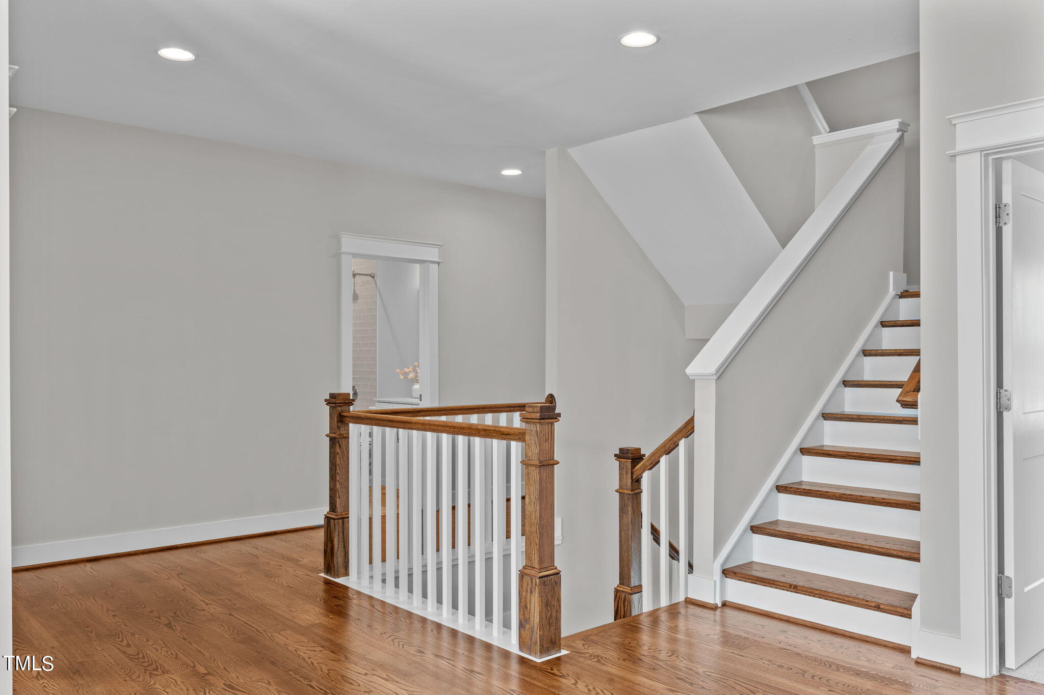 1101 Crested Jay Drive