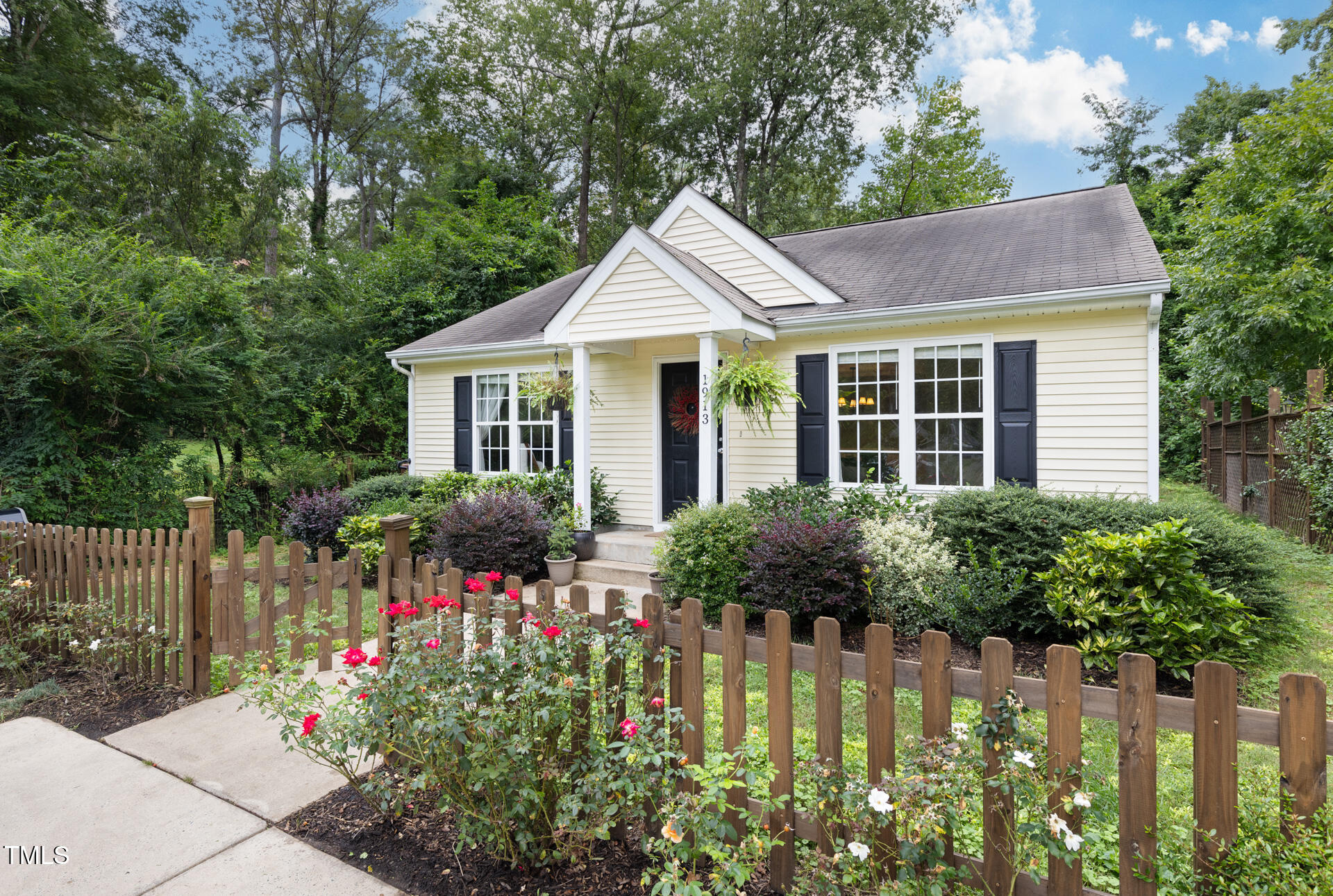 1913 Birmingham Avenue