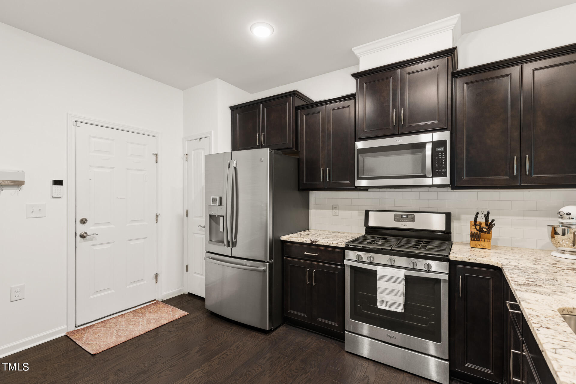 1111 Nightshade Drive