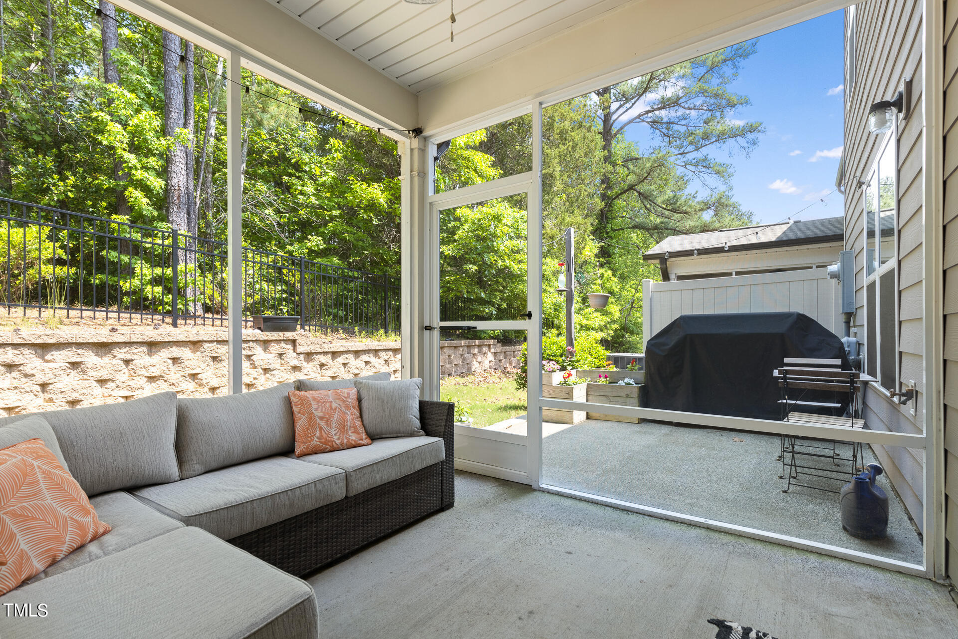 1111 Nightshade Drive