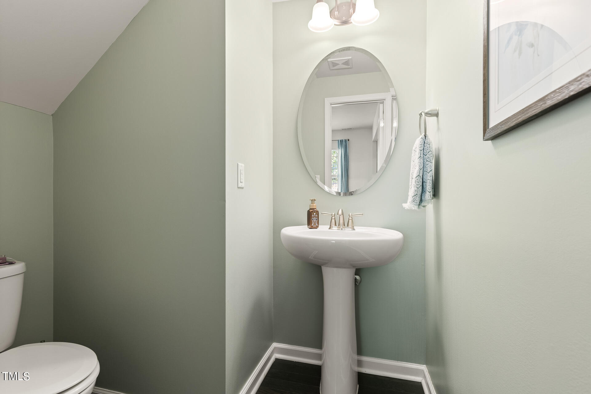 1111 Nightshade Drive