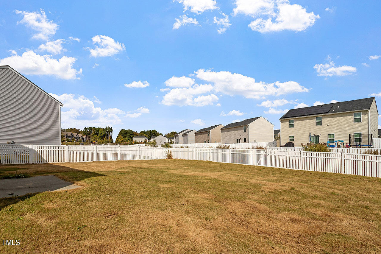 8 Windchime Court