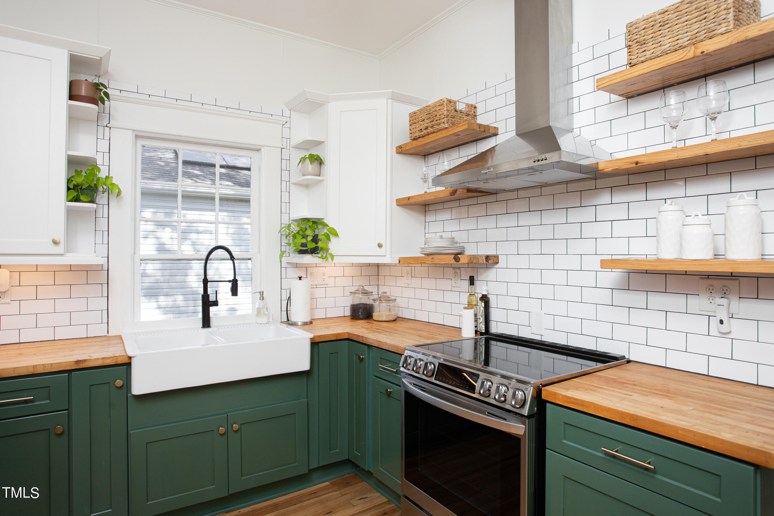 2106 Chapel Hill Road