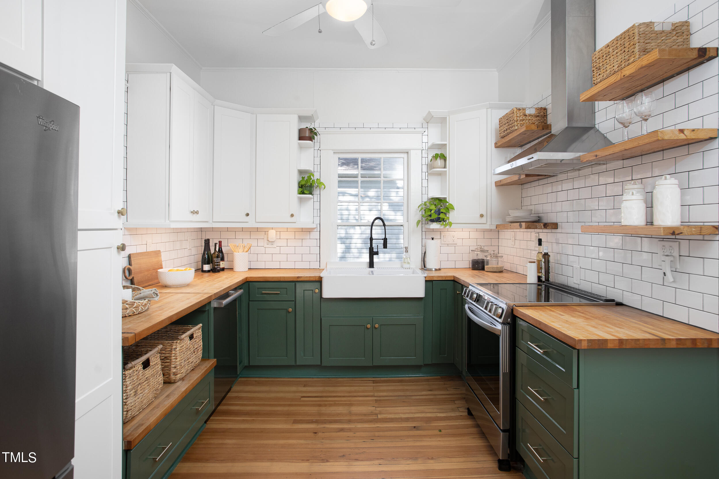 2106 Chapel Hill Road