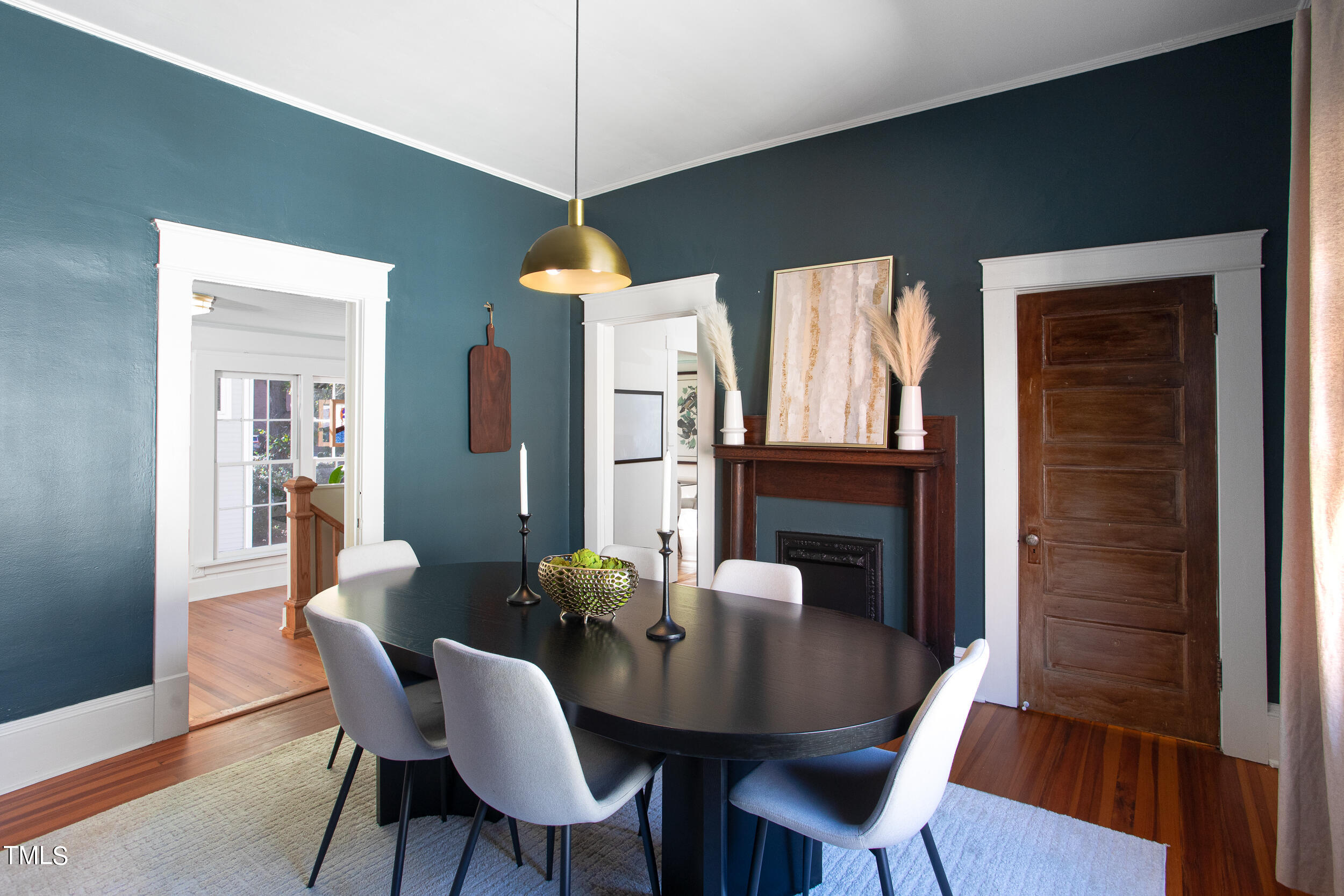 2106 Chapel Hill Road