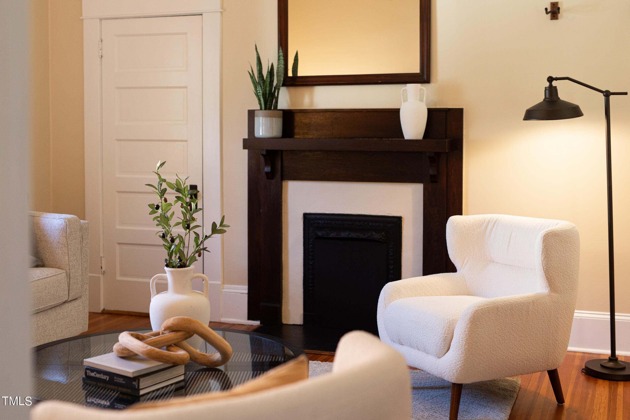 2106 Chapel Hill Road