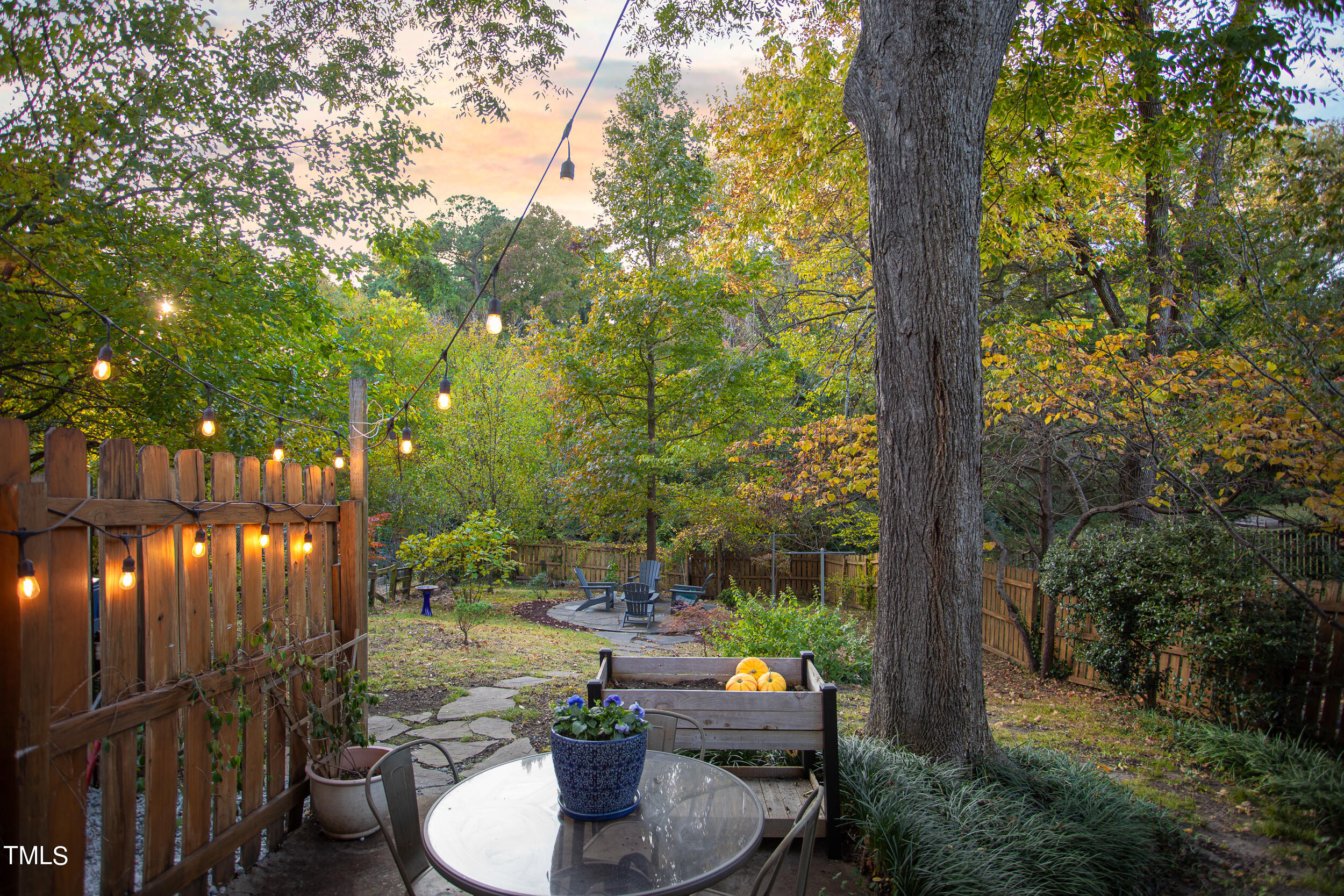 2106 Chapel Hill Road