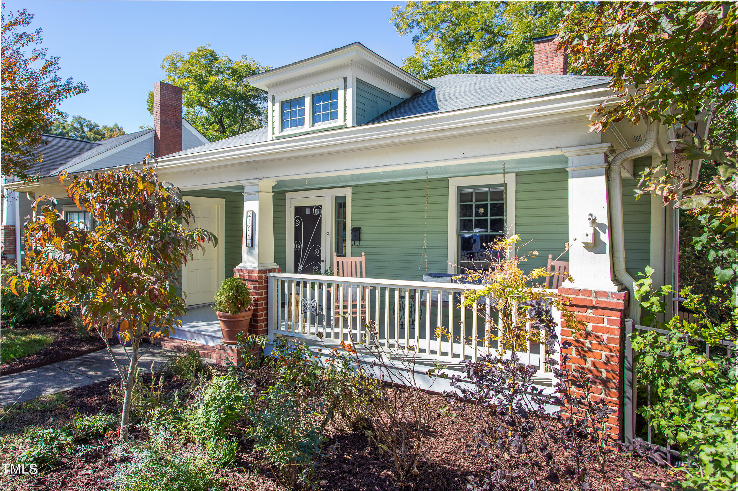 2106 Chapel Hill Road