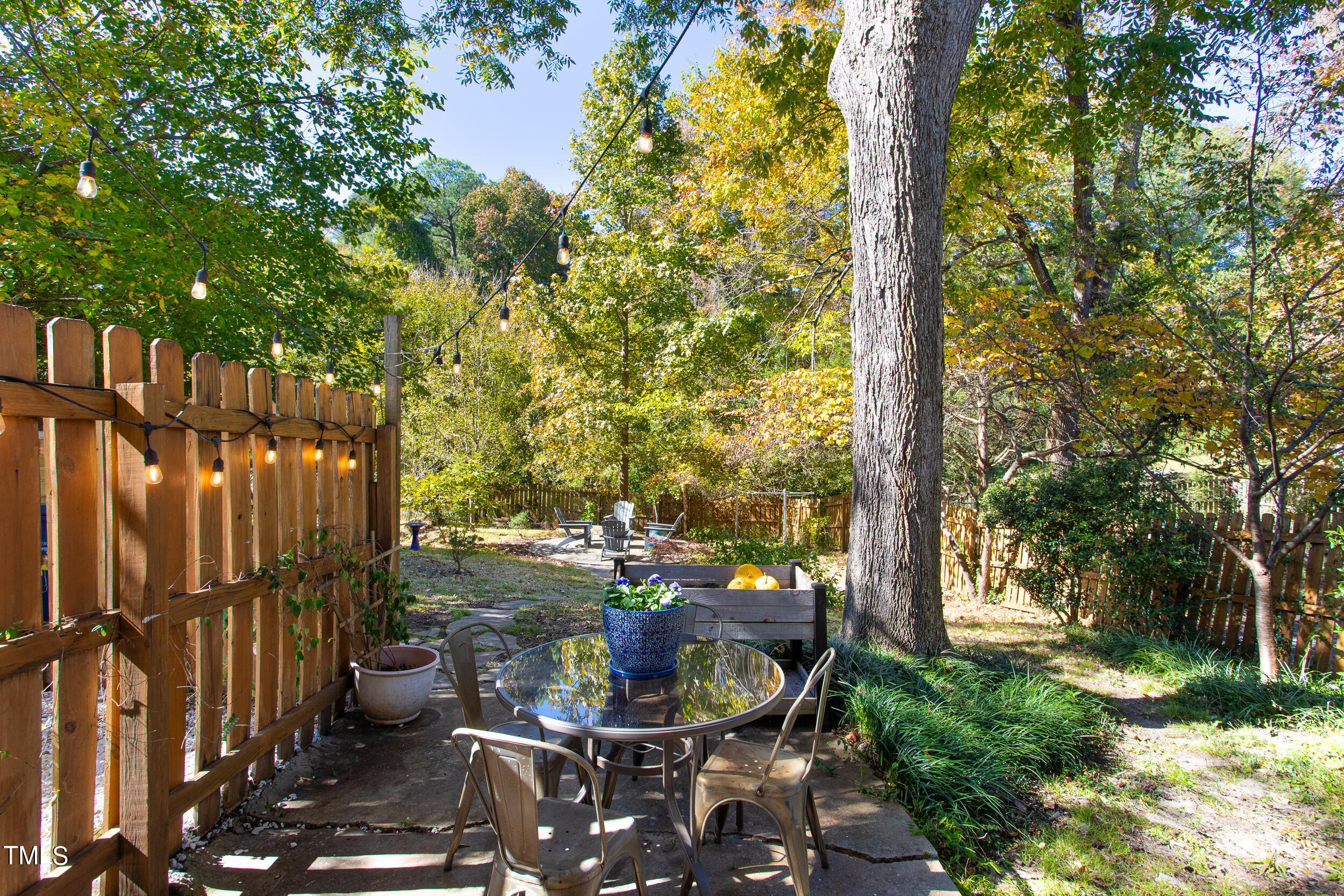 2106 Chapel Hill Road