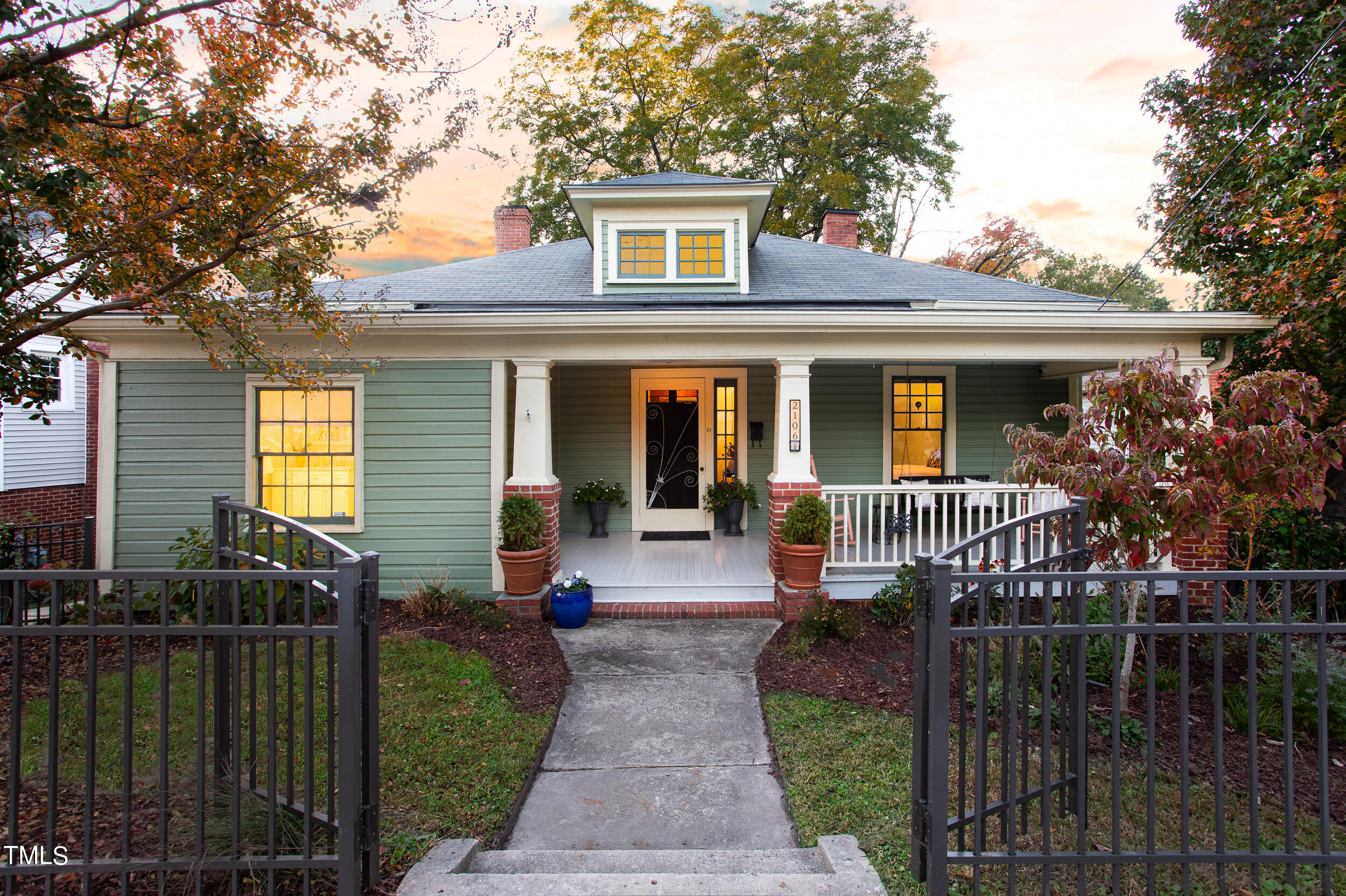 2106 Chapel Hill Road