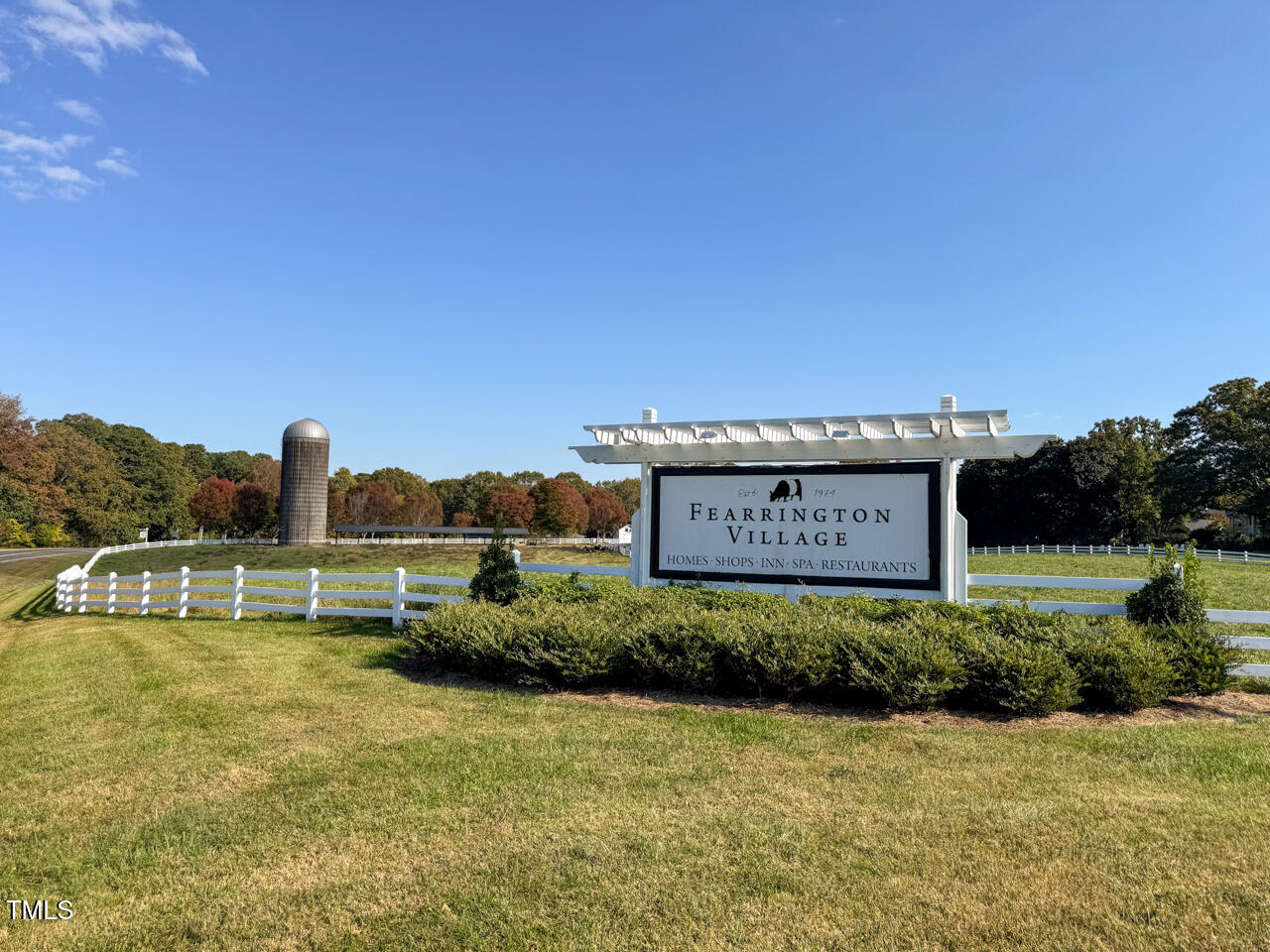199 Weatherbend