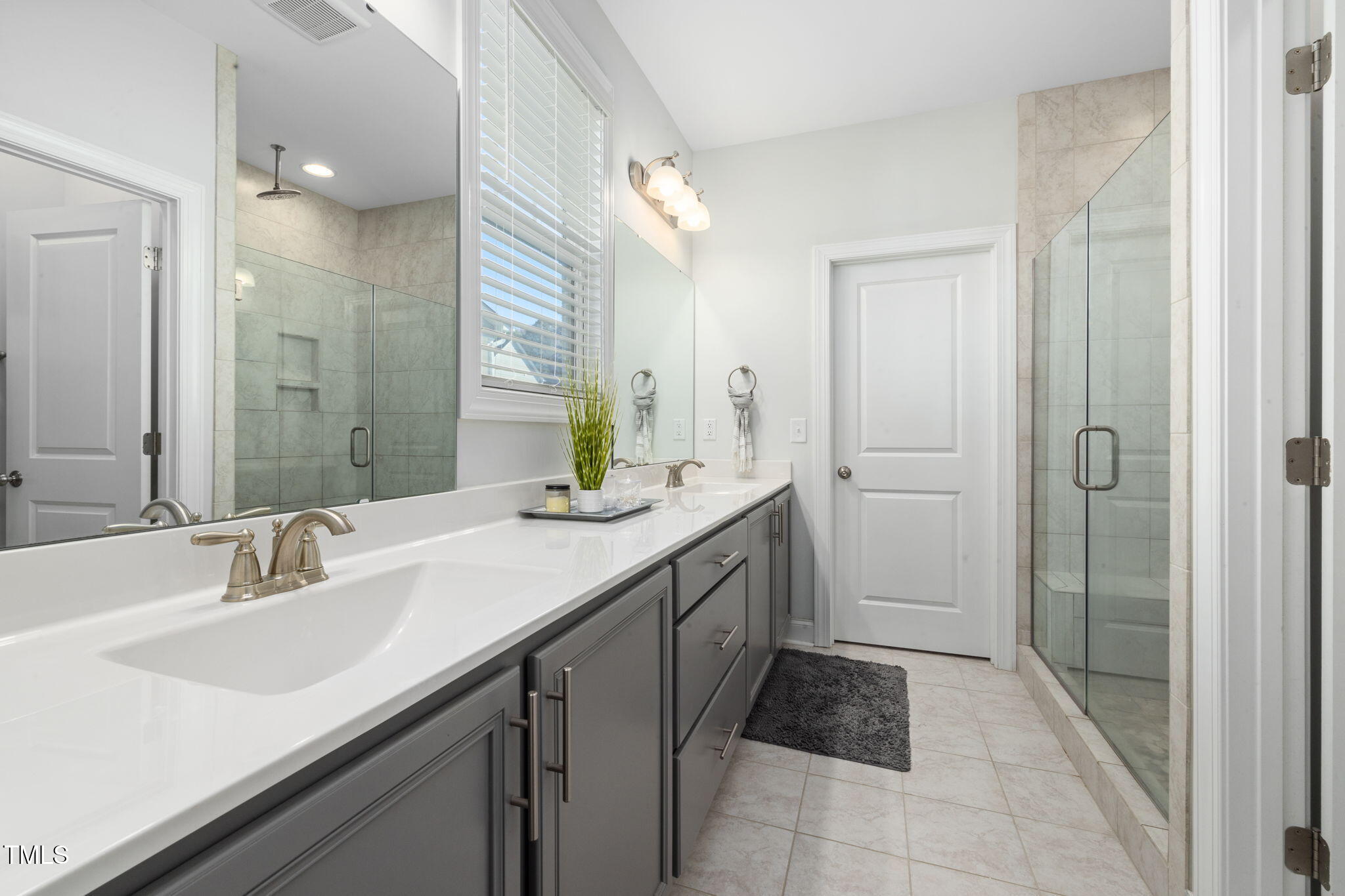 1977 Sugar Hill Drive S