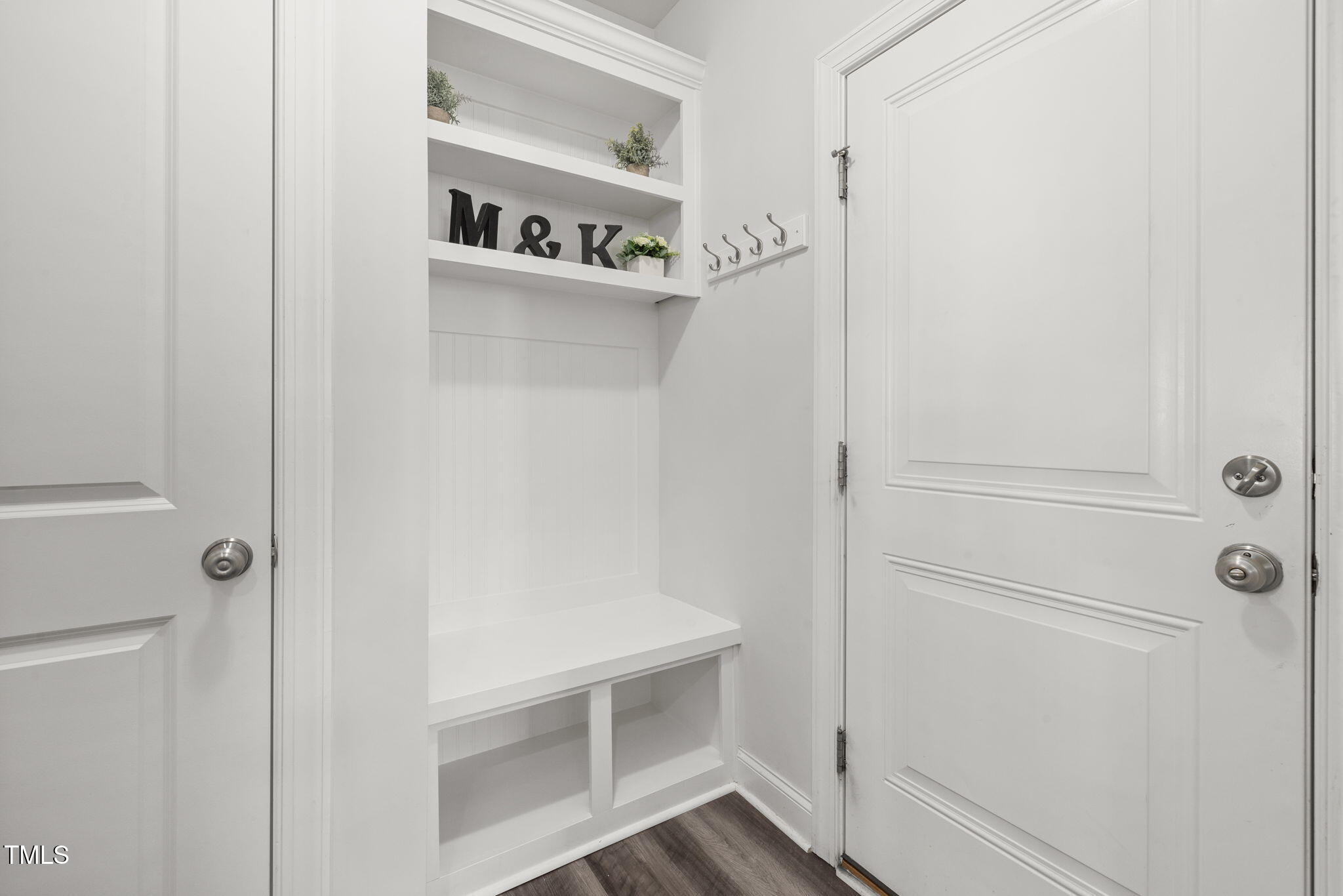 1977 Sugar Hill Drive S