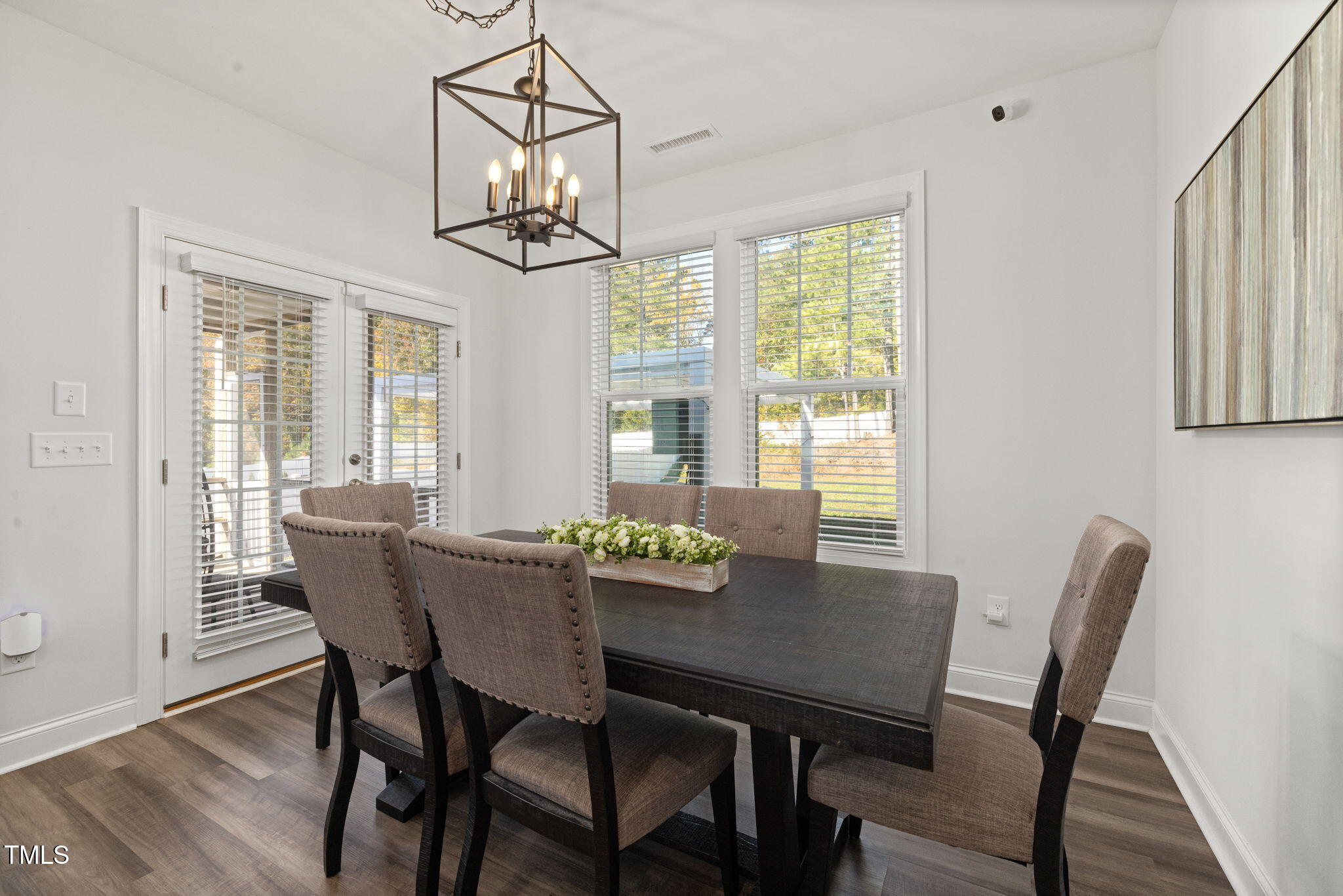 1977 Sugar Hill Drive S