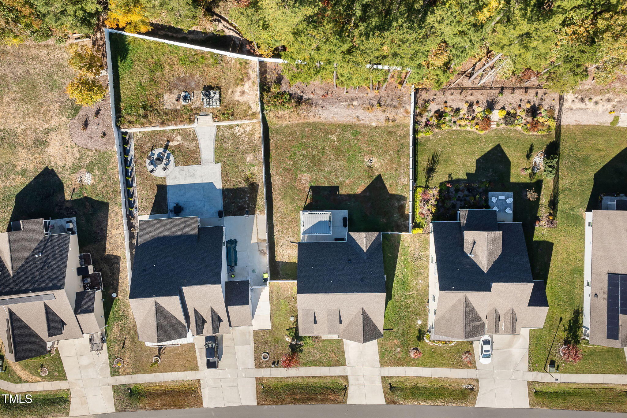 1977 Sugar Hill Drive S