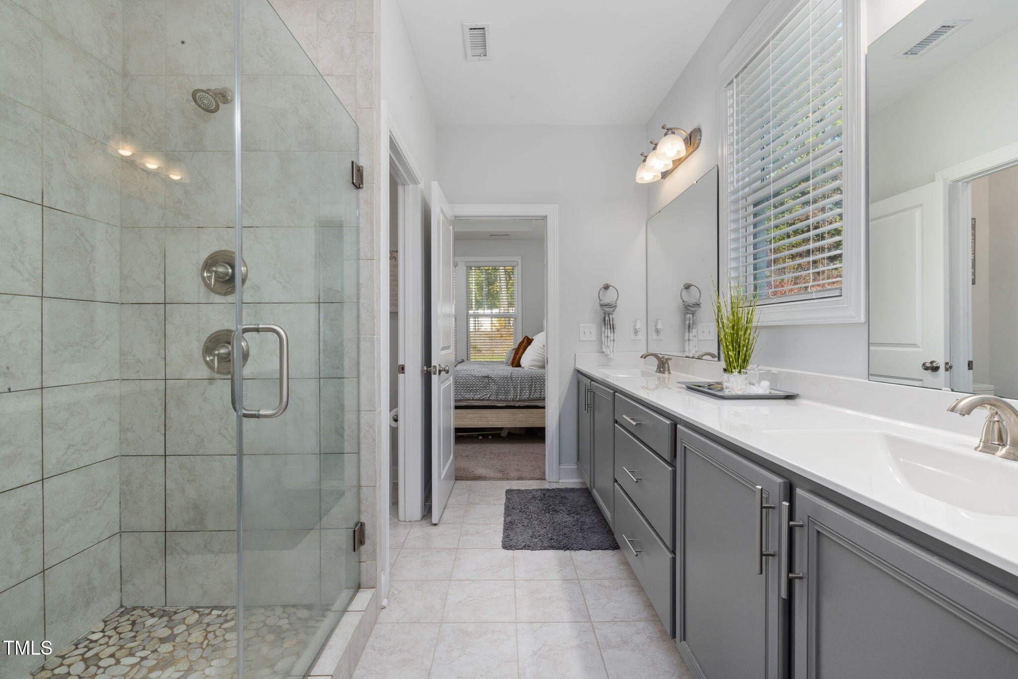 1977 Sugar Hill Drive S