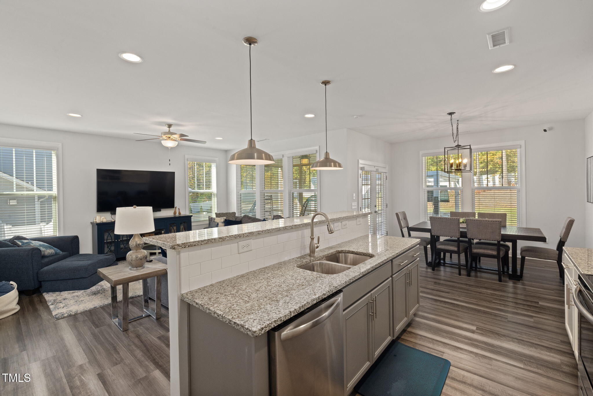 1977 Sugar Hill Drive S