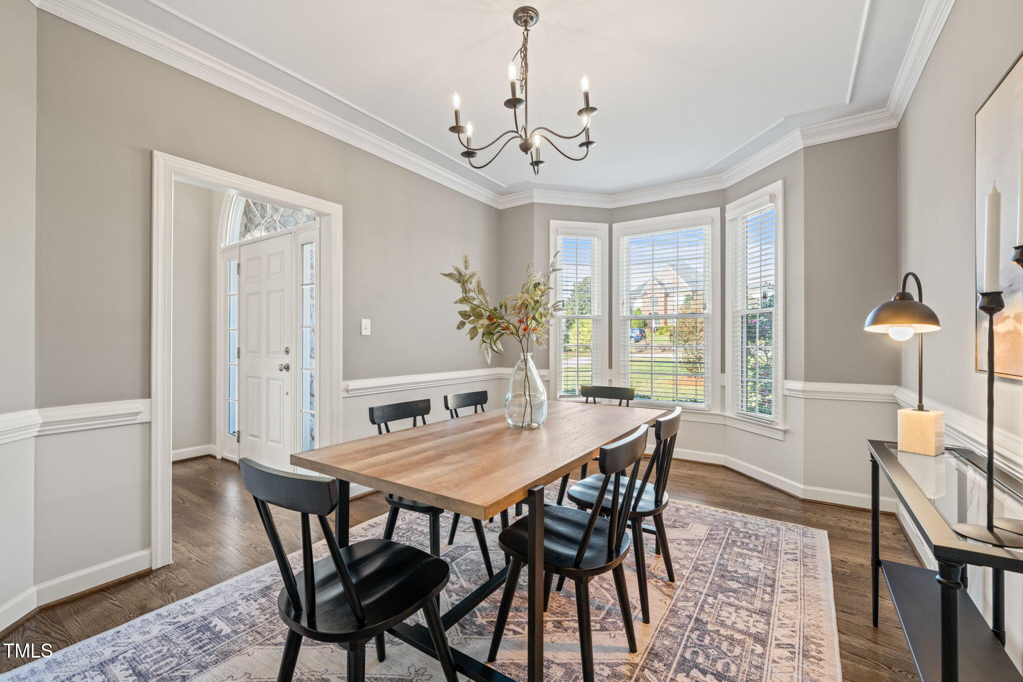 4905 Majestic Prince Court