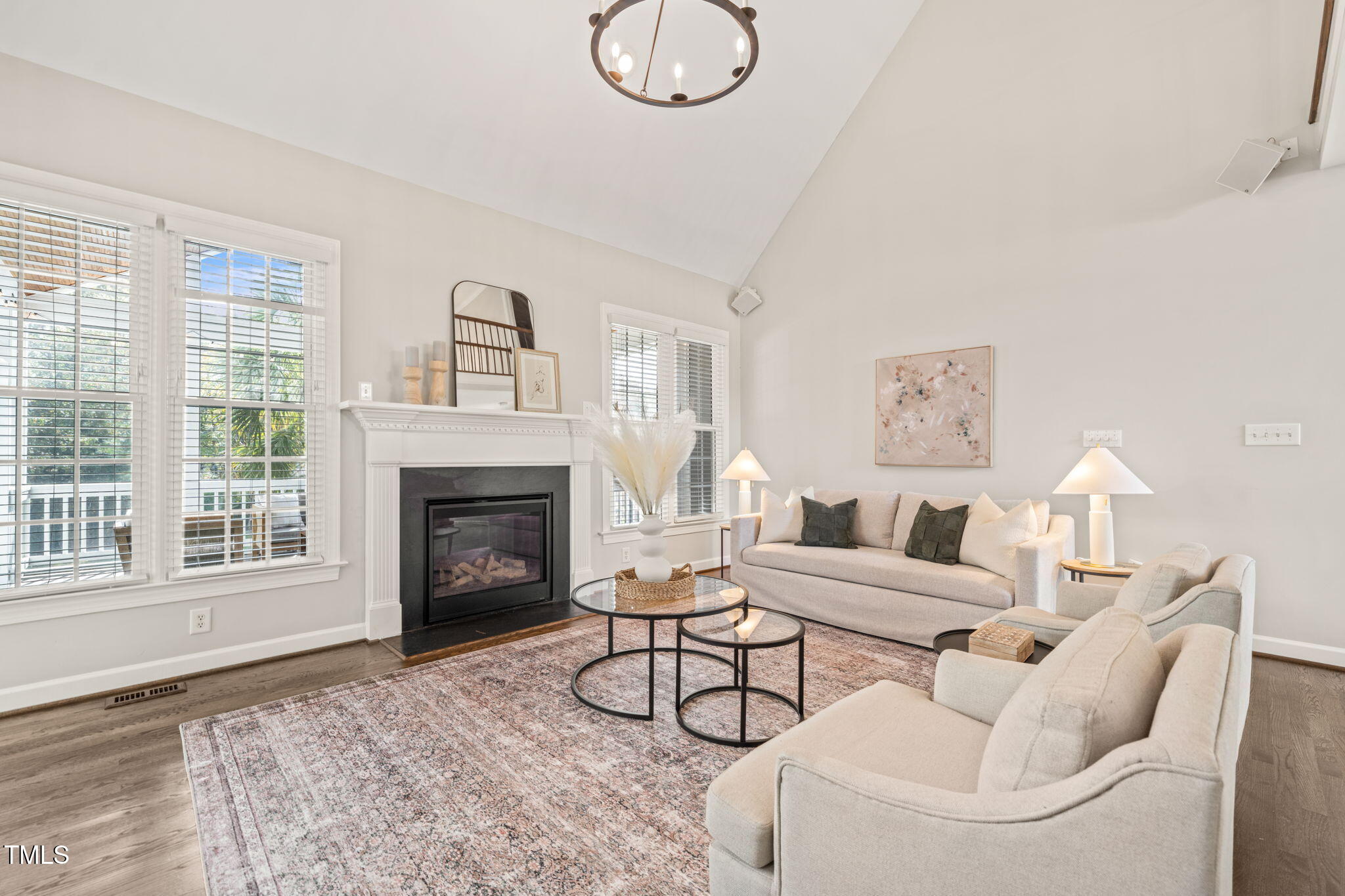 4905 Majestic Prince Court