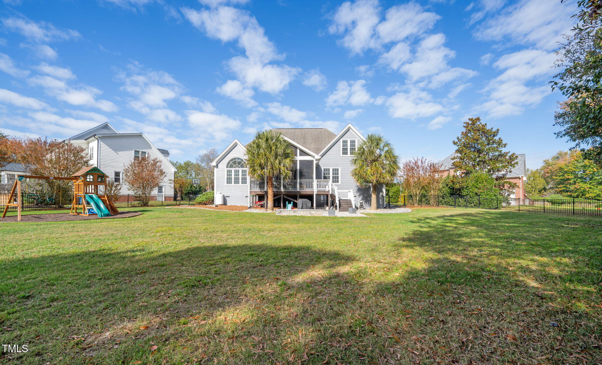 4905 Majestic Prince Court