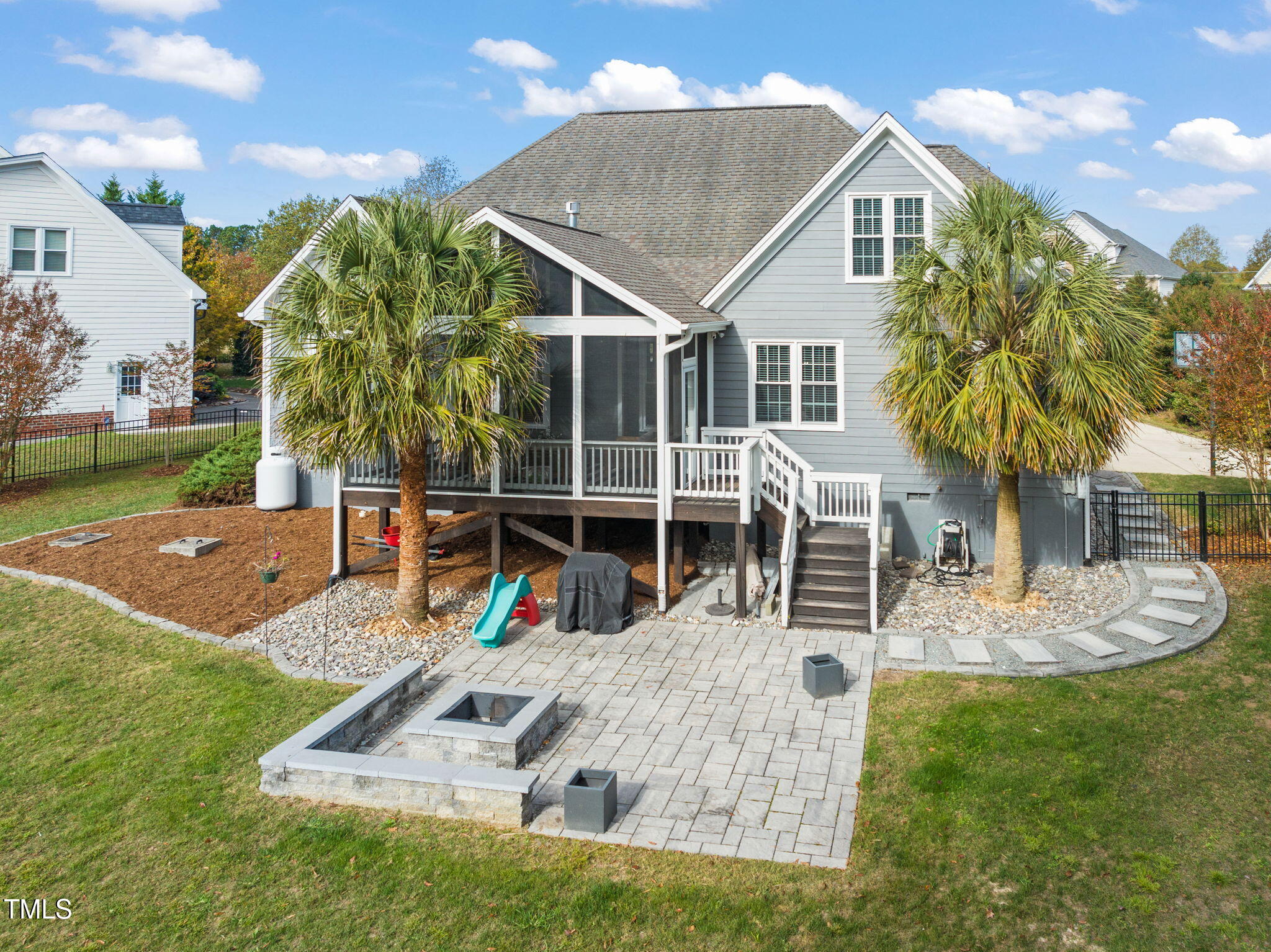 4905 Majestic Prince Court