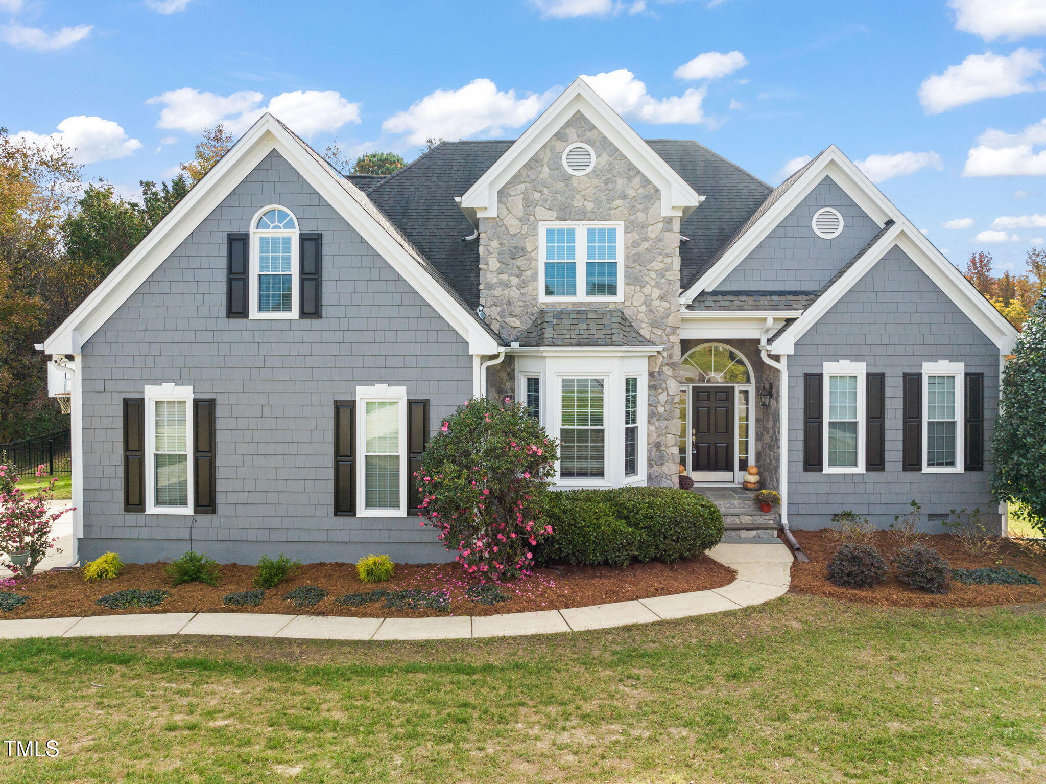 4905 Majestic Prince Court