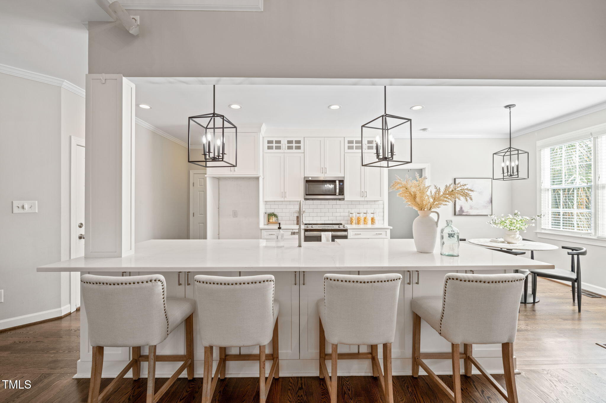 4905 Majestic Prince Court