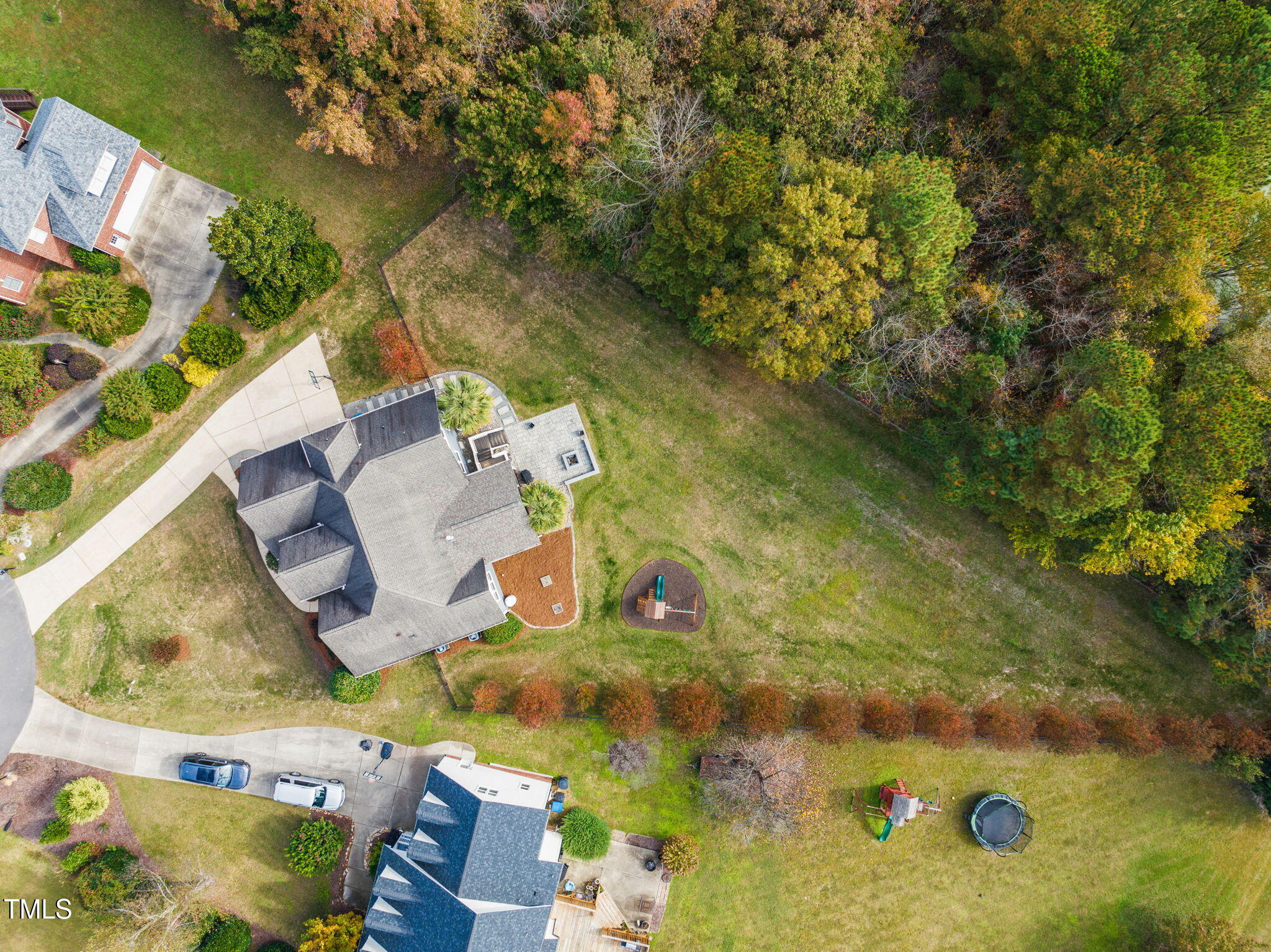 4905 Majestic Prince Court