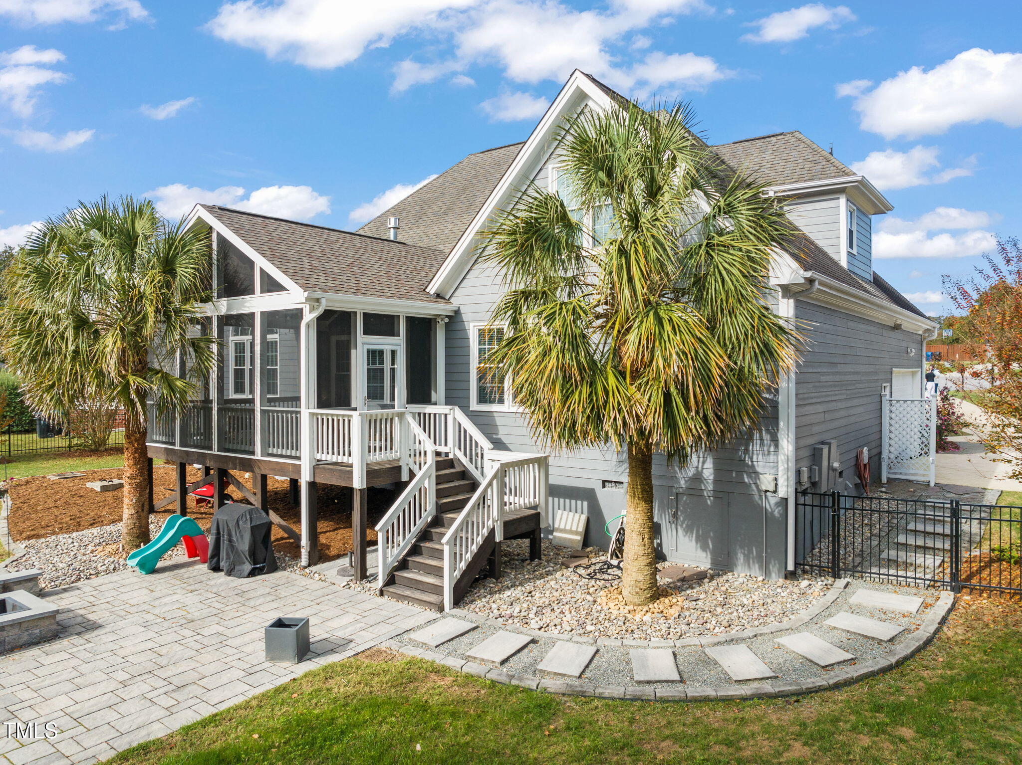 4905 Majestic Prince Court