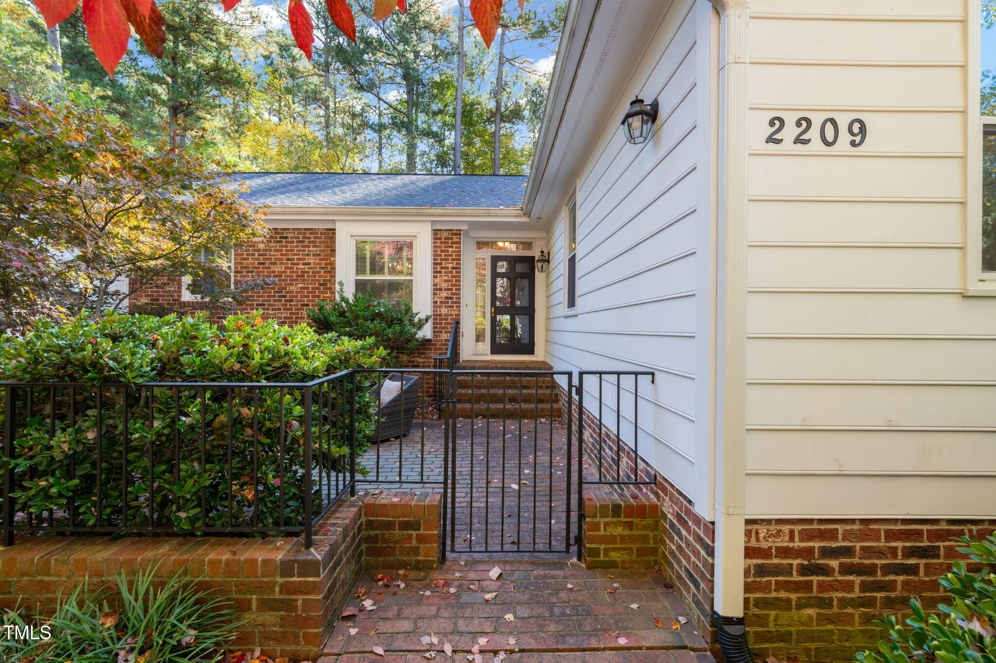 2209 Ridgefield Drive