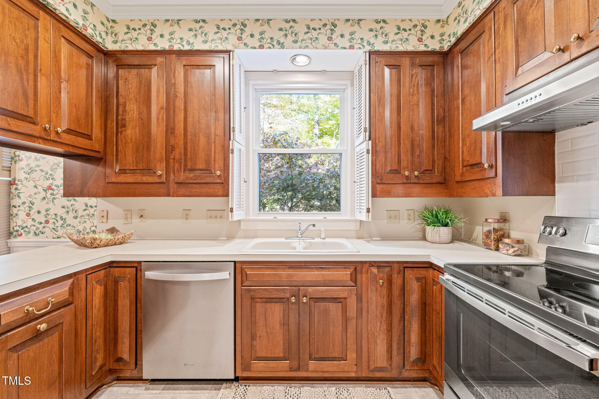 2209 Ridgefield Drive