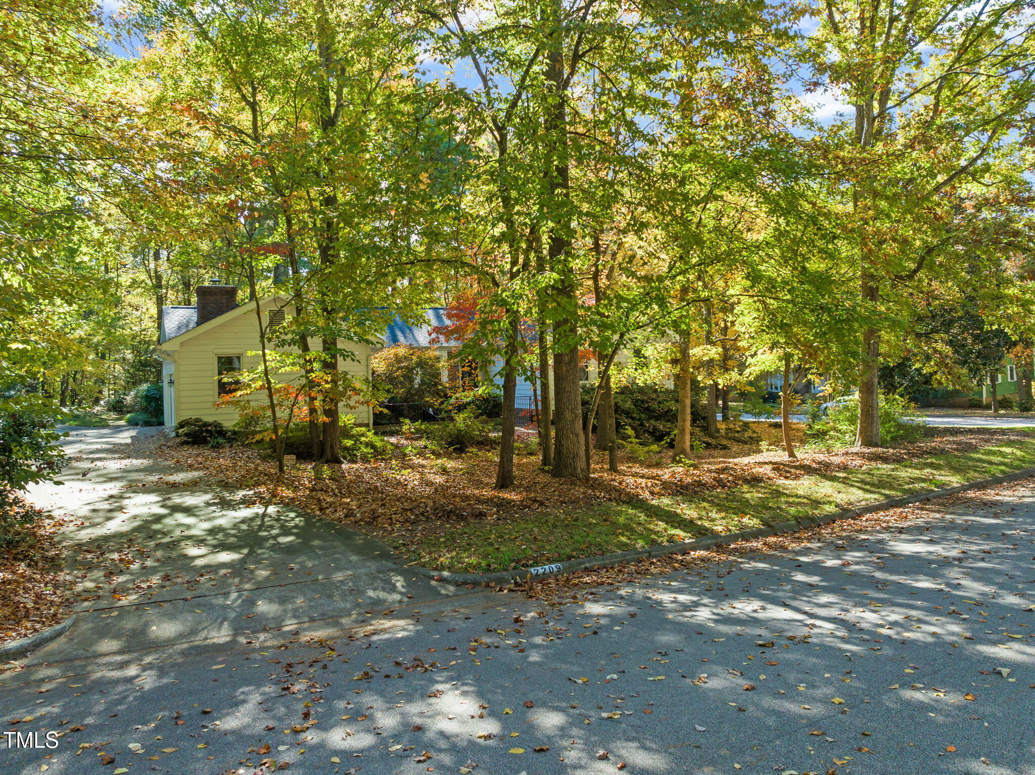 2209 Ridgefield Drive