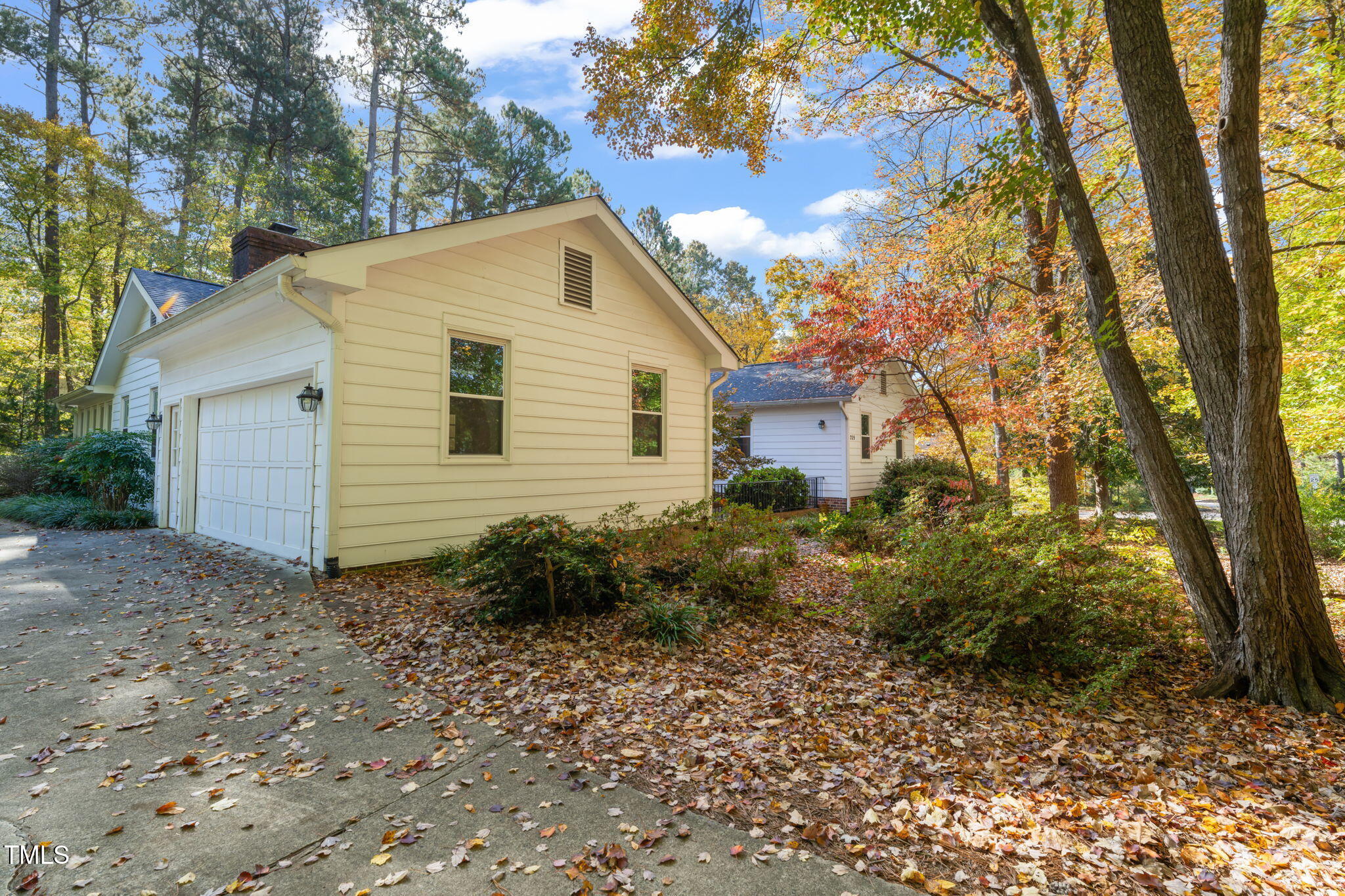 2209 Ridgefield Drive