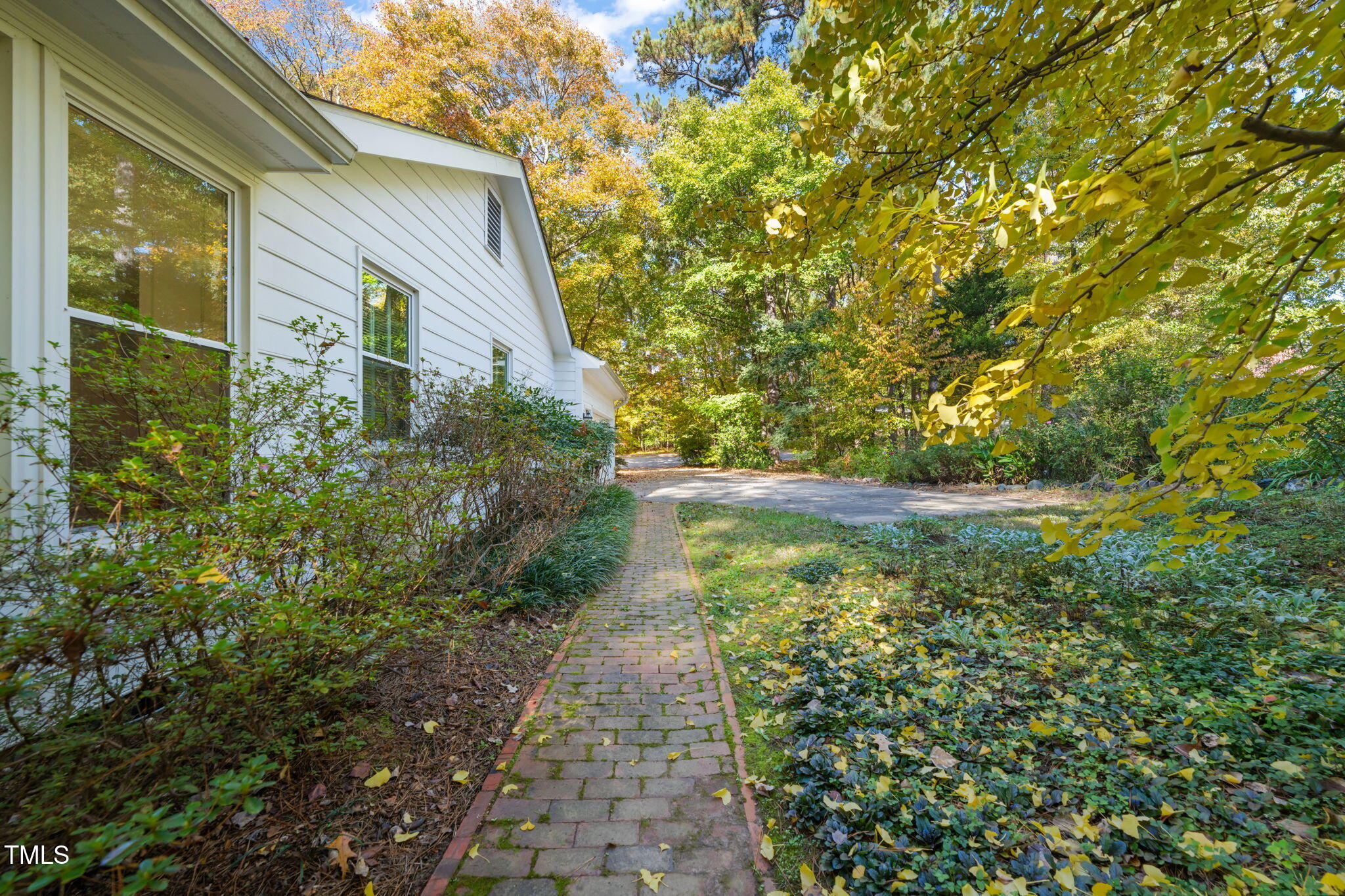 2209 Ridgefield Drive