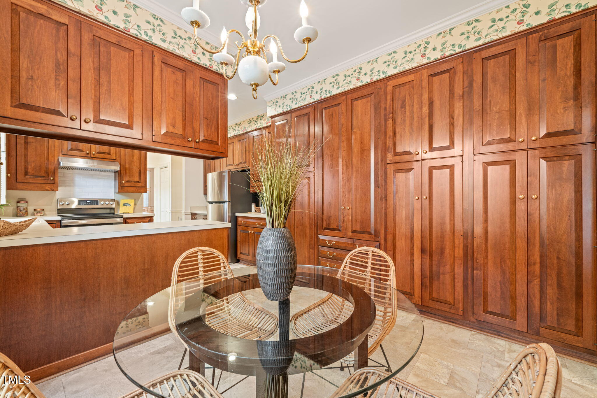 2209 Ridgefield Drive