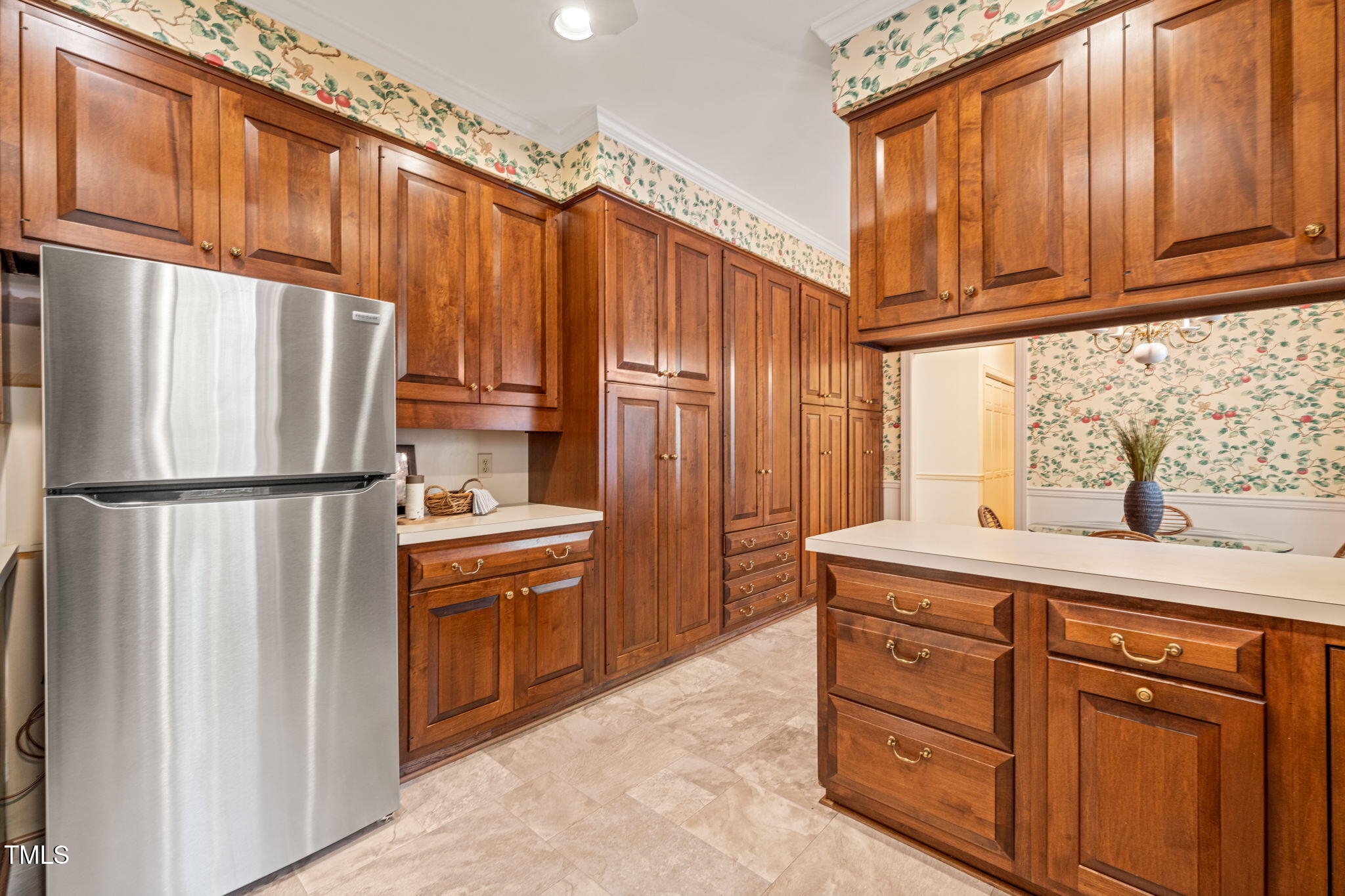 2209 Ridgefield Drive